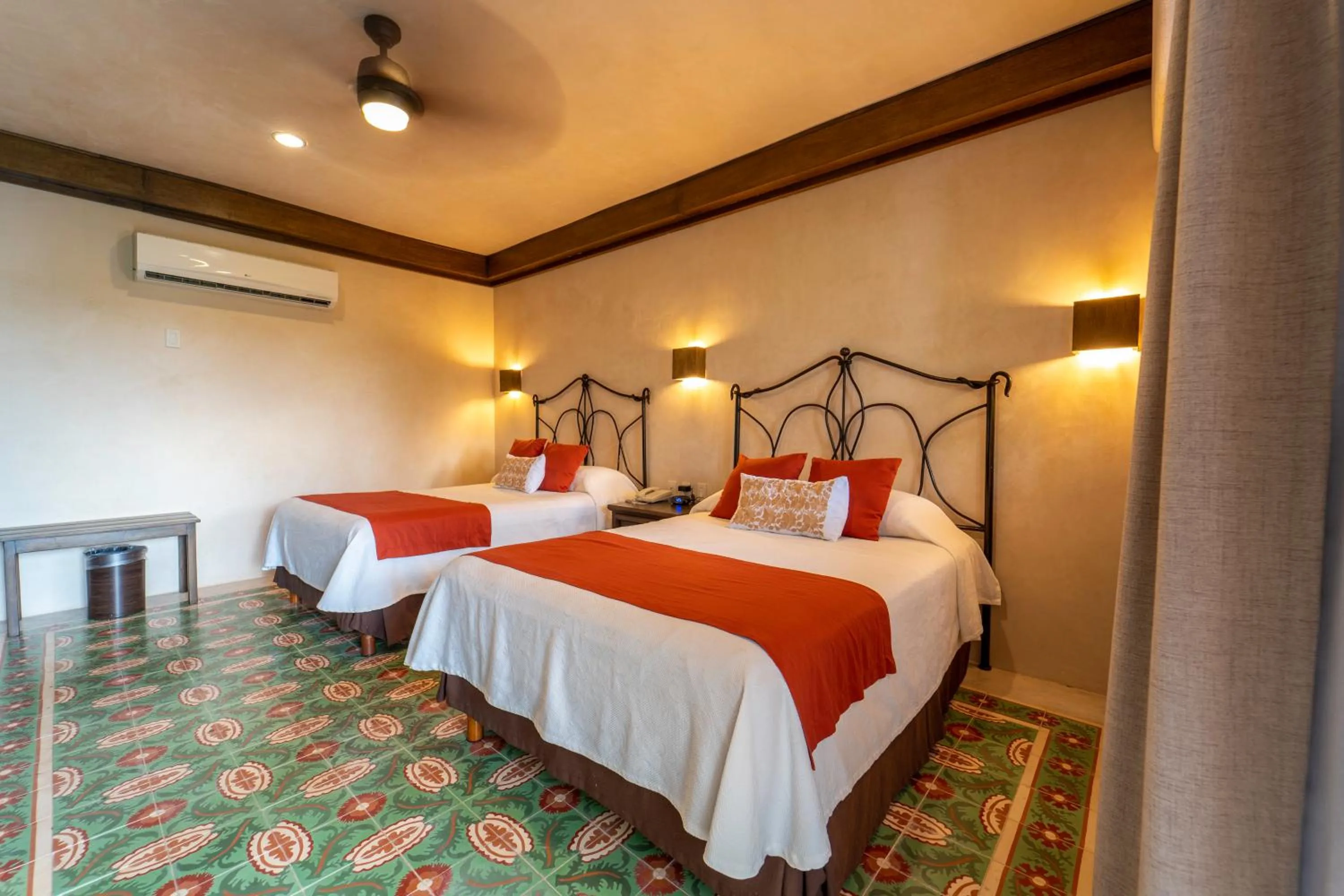 Superior Double Room in Hotel Meson del Marques