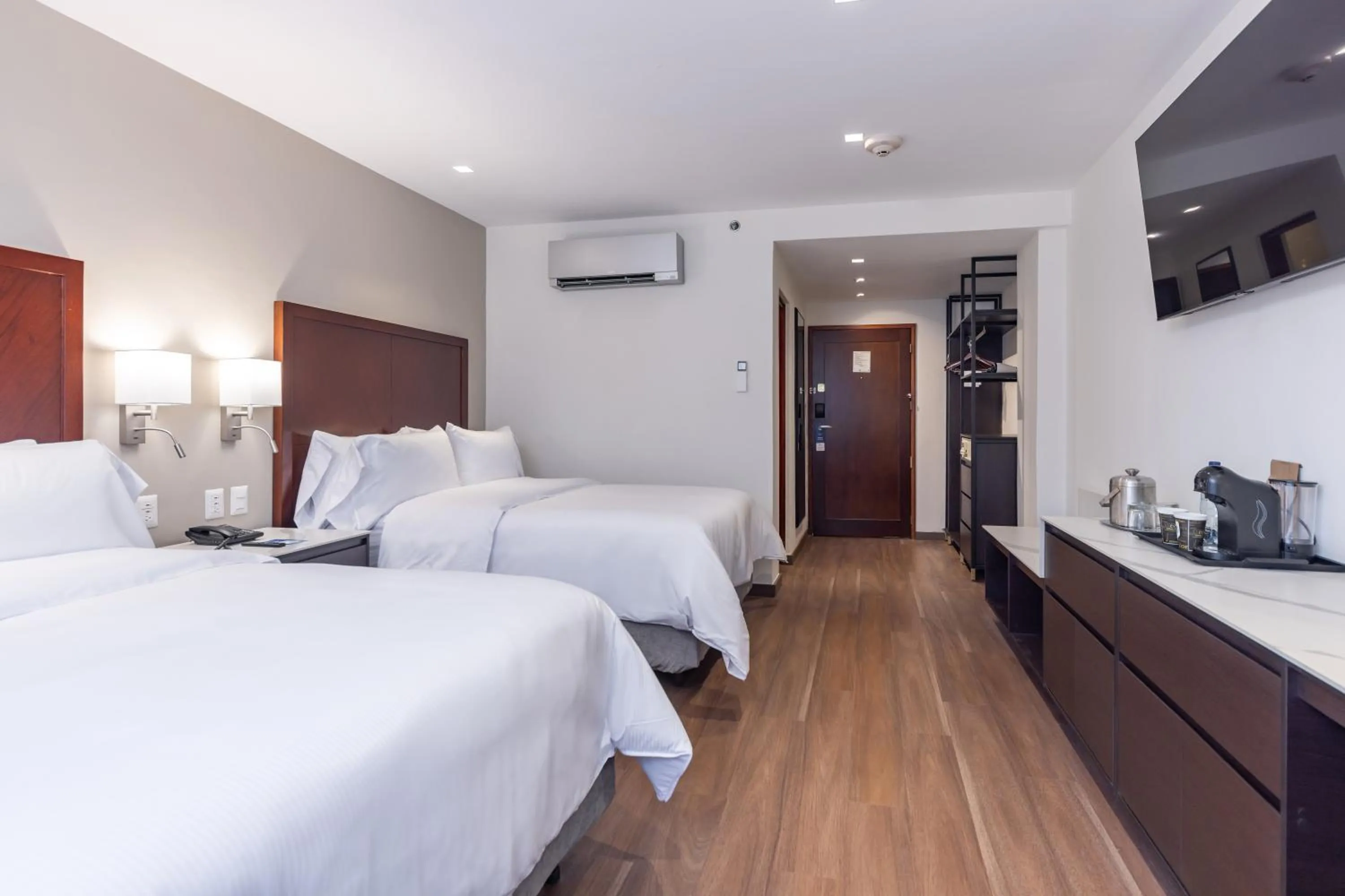 Deluxe Double Room in Hotel Biltmore