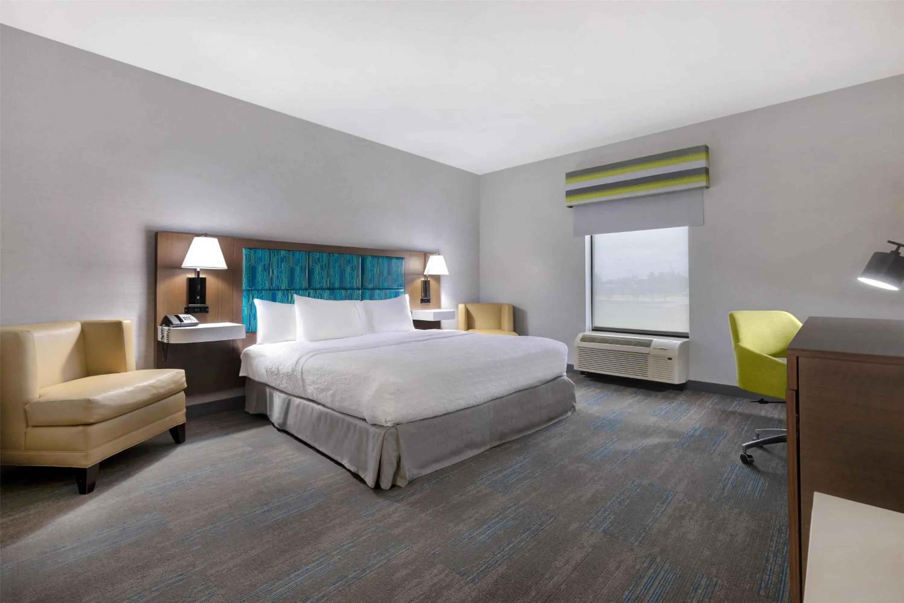 King Room with King Bed - Non-Smoking in Hampton Inn & Suites Shreveport