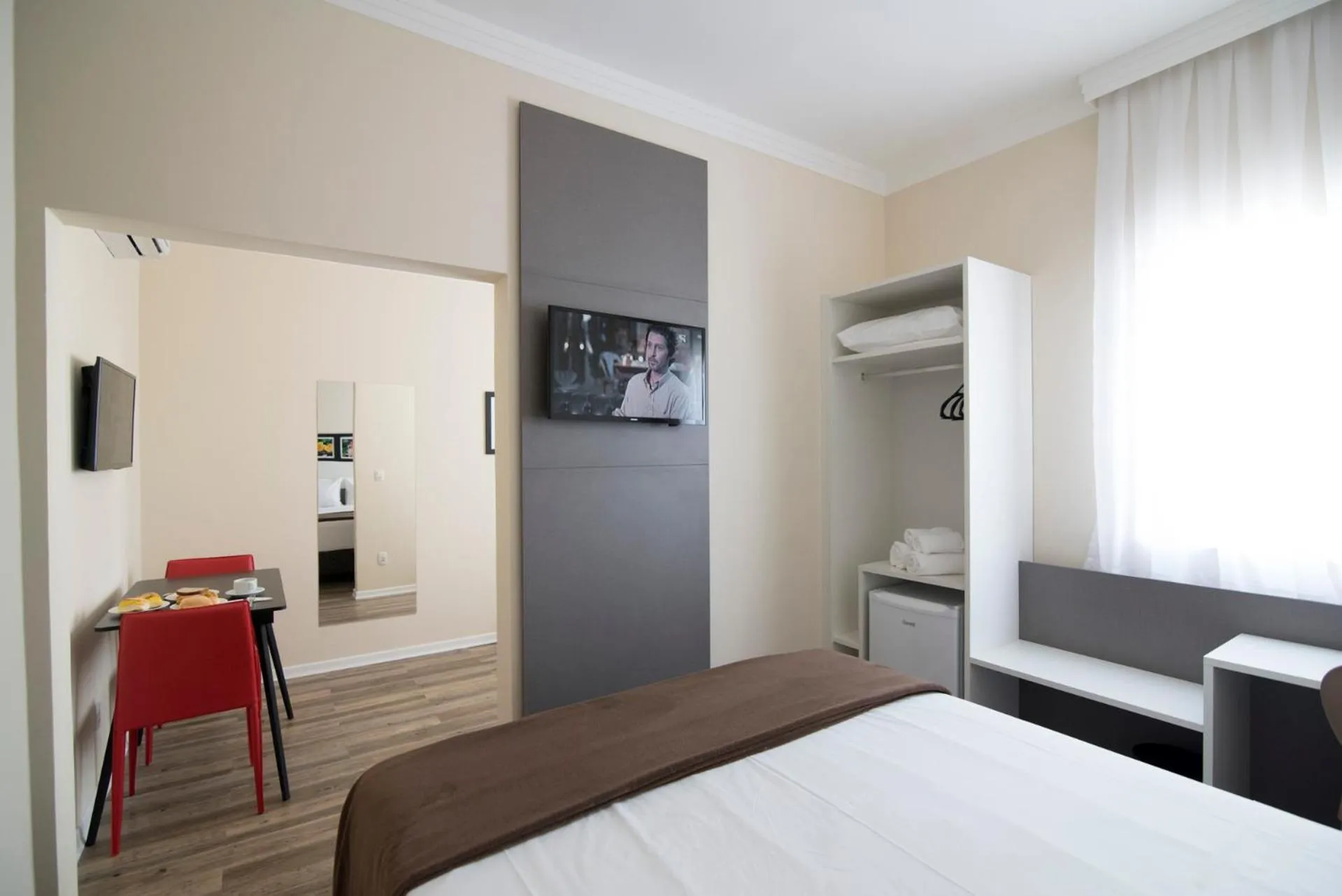 Master Triple Room (1 Double Bed + 1 Sofa Bed) in Hotel H2 Congonhas