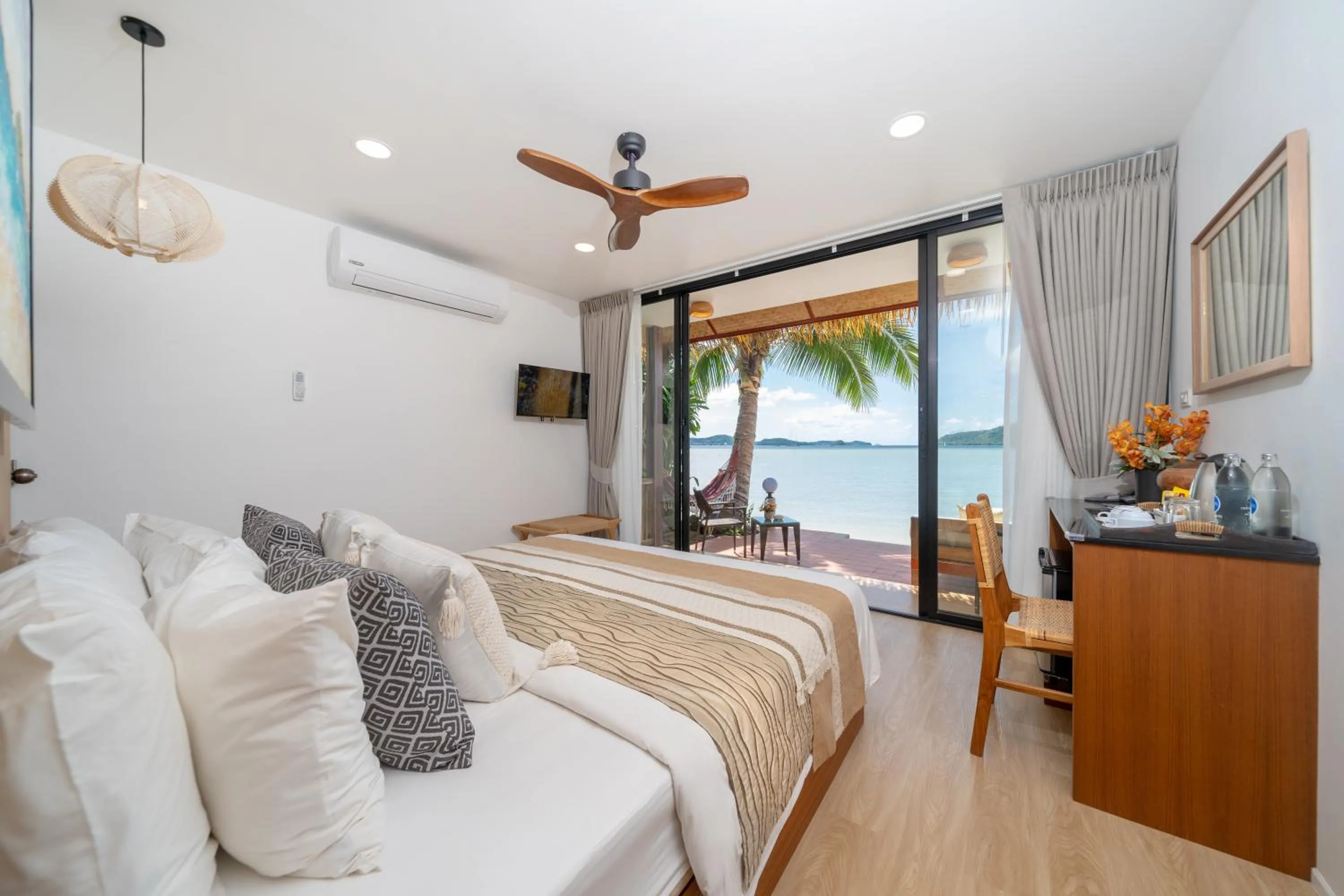 Beachfront Premier Suite in Friendship Beach Resort & Atmanjai Wellness Centre