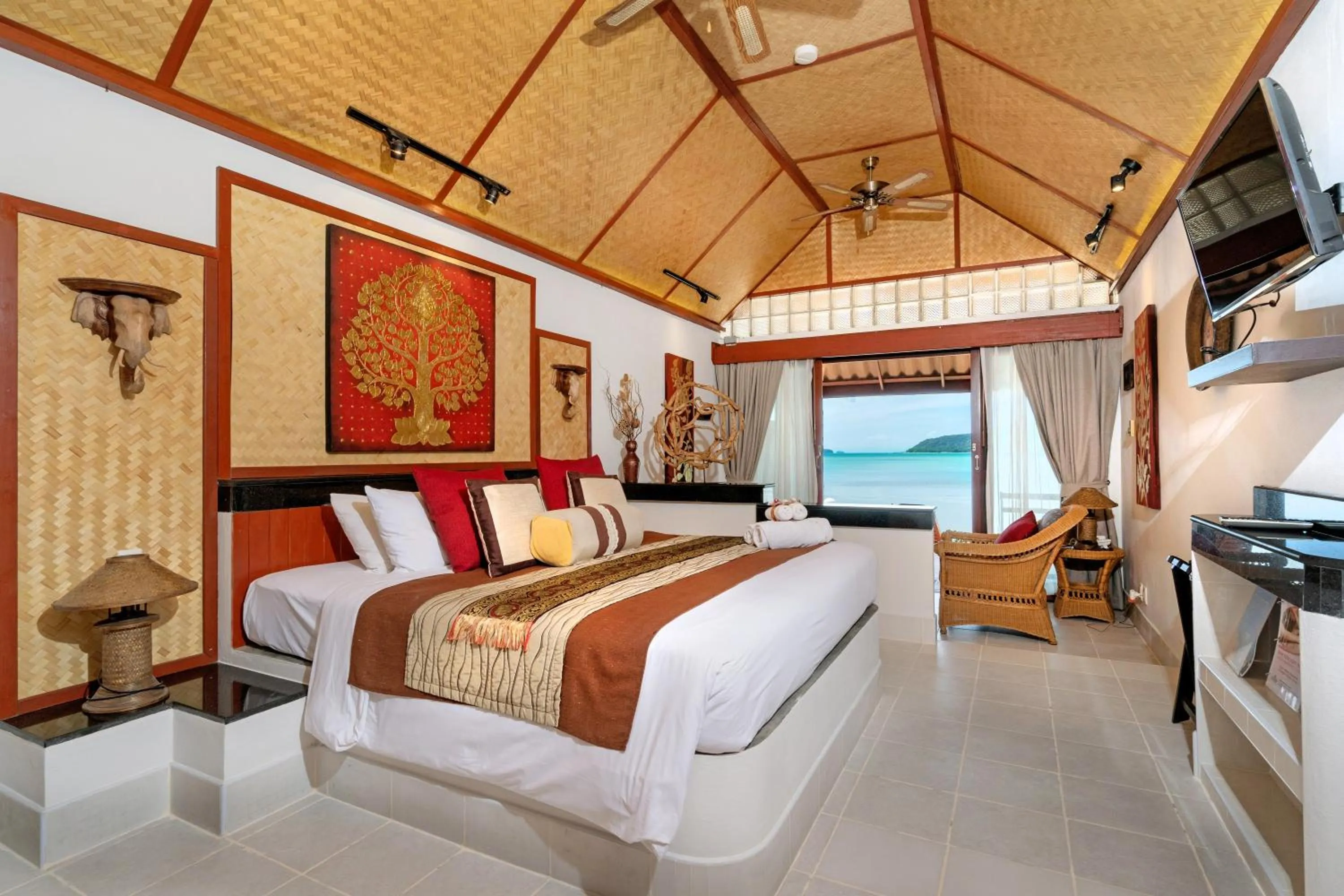  Suite - Beach Front in Friendship Beach Resort & Atmanjai Wellness Centre
