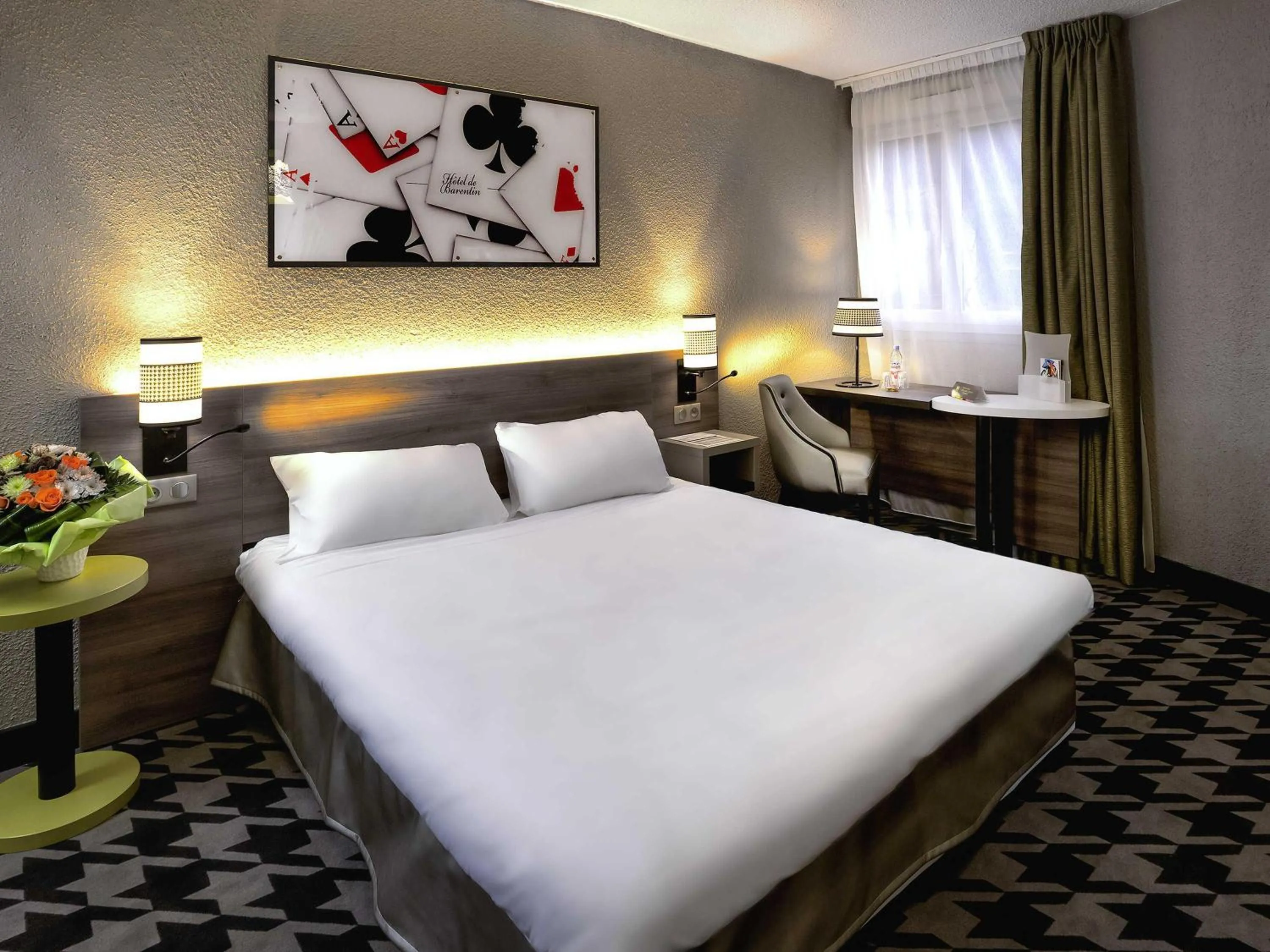 Standard Family Suite with Two Connecting Rooms in ibis Styles Rouen Nord-Barentin