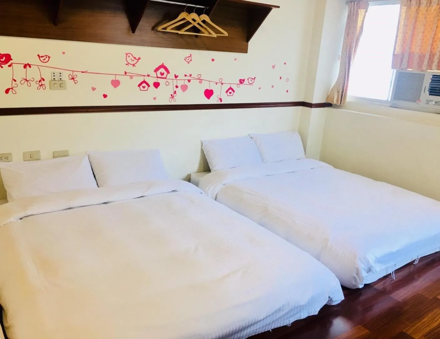 Family Room with Bathroom in Sun Moon Beauty