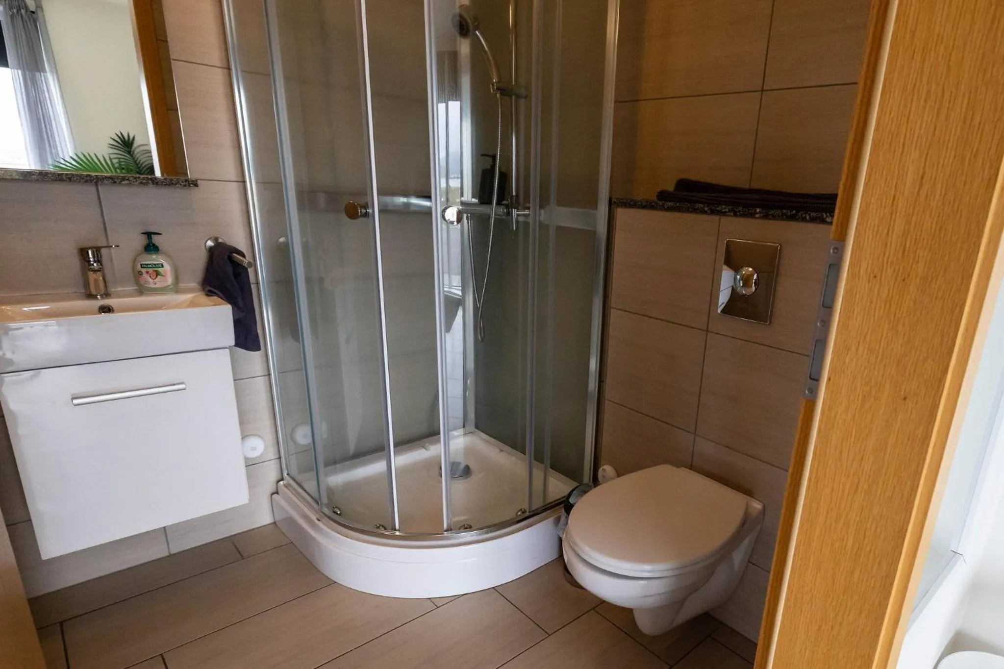 Double or Twin Room with Private Bathroom in Kirkjufell Guesthouse and Apartments