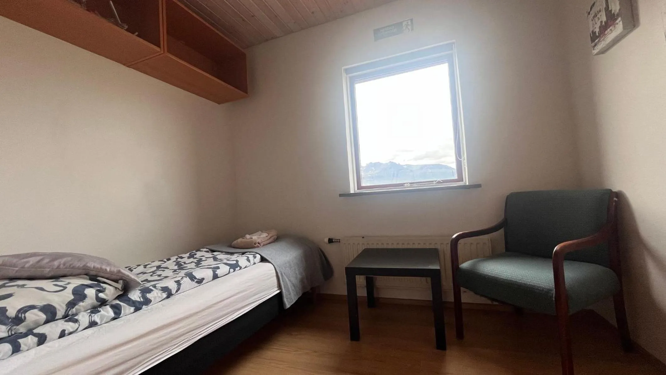 Economy Single Room with Shared Bathroom in Kirkjufell Guesthouse and Apartments