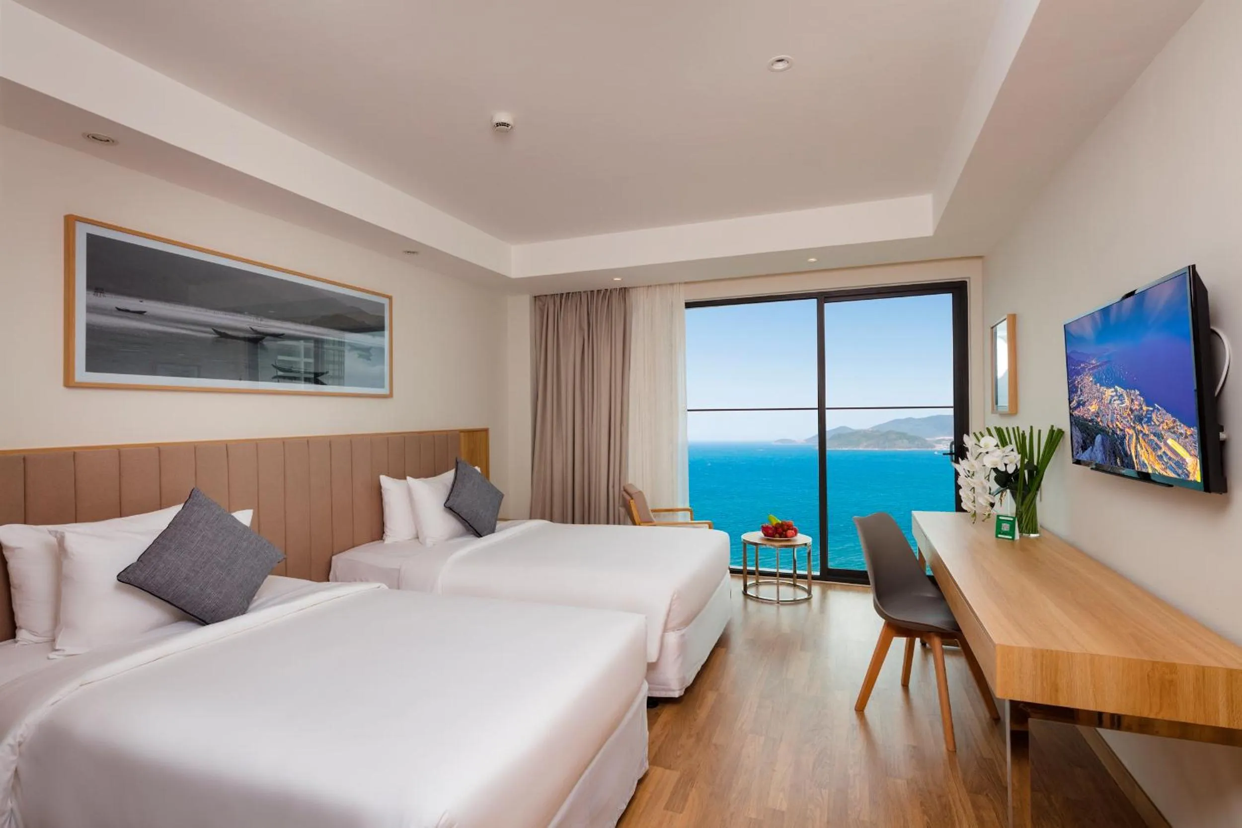 Premium Twin Room with Sea View and Balcony in Nagar Hotel Nha Trang
