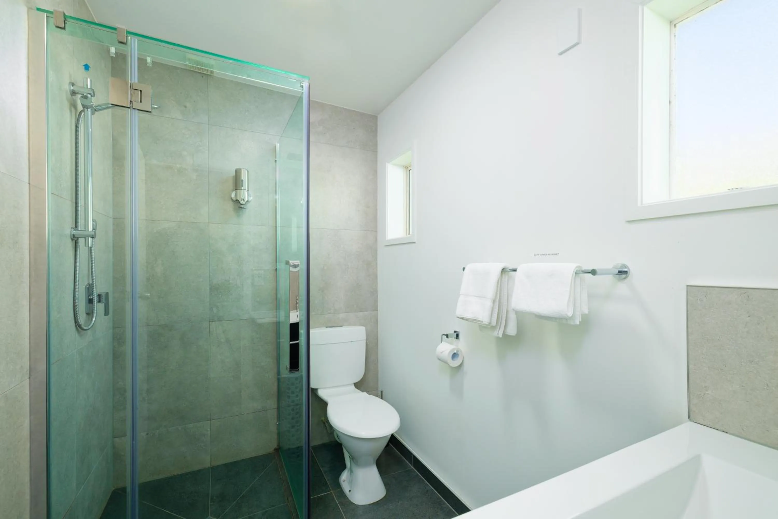 Two-Bedroom Apartment in Blue Seas Motel