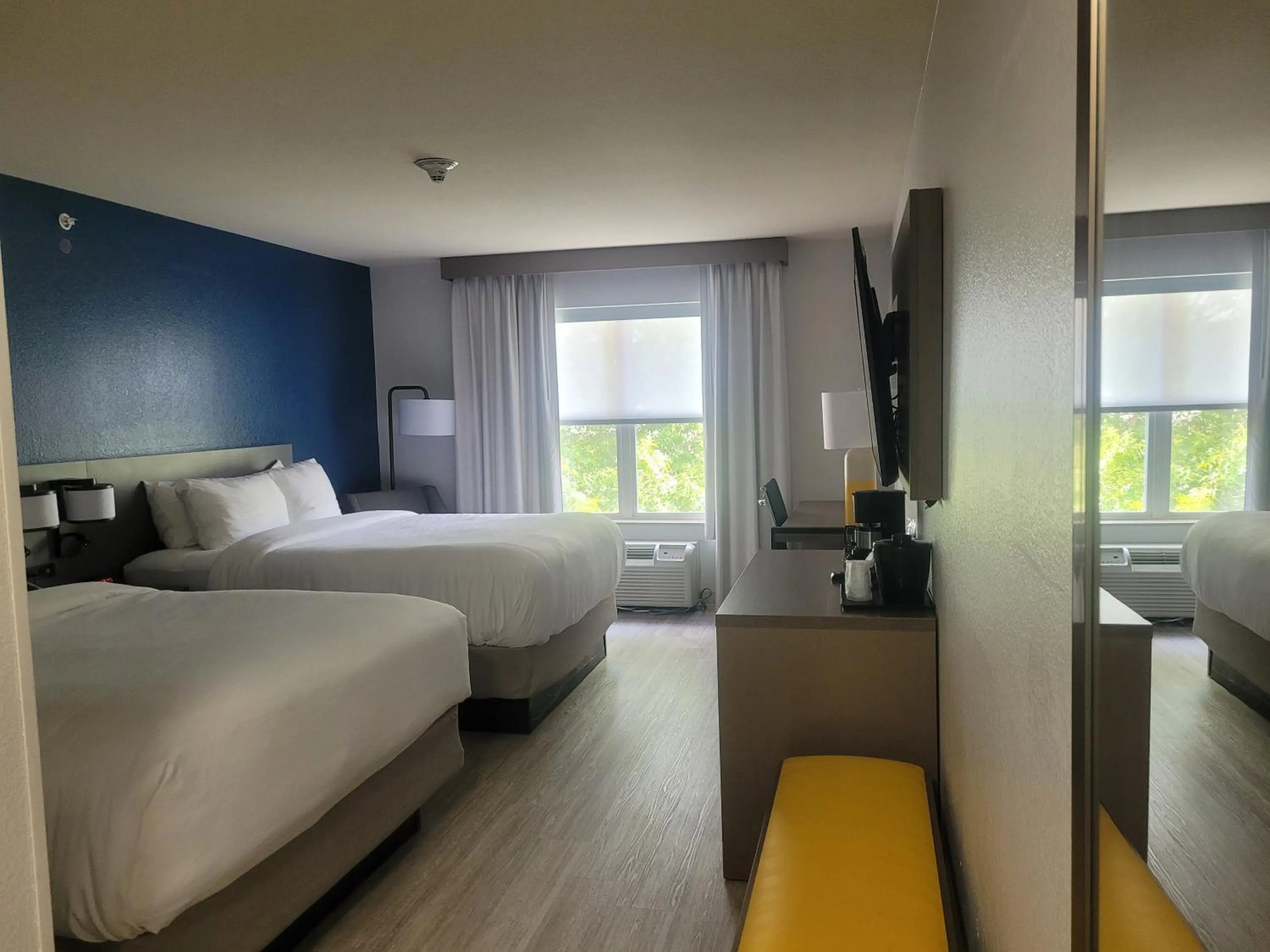 Queen Room with Two Queen Beds - Disability Access/Non-Smoking in Comfort Inn & Suites