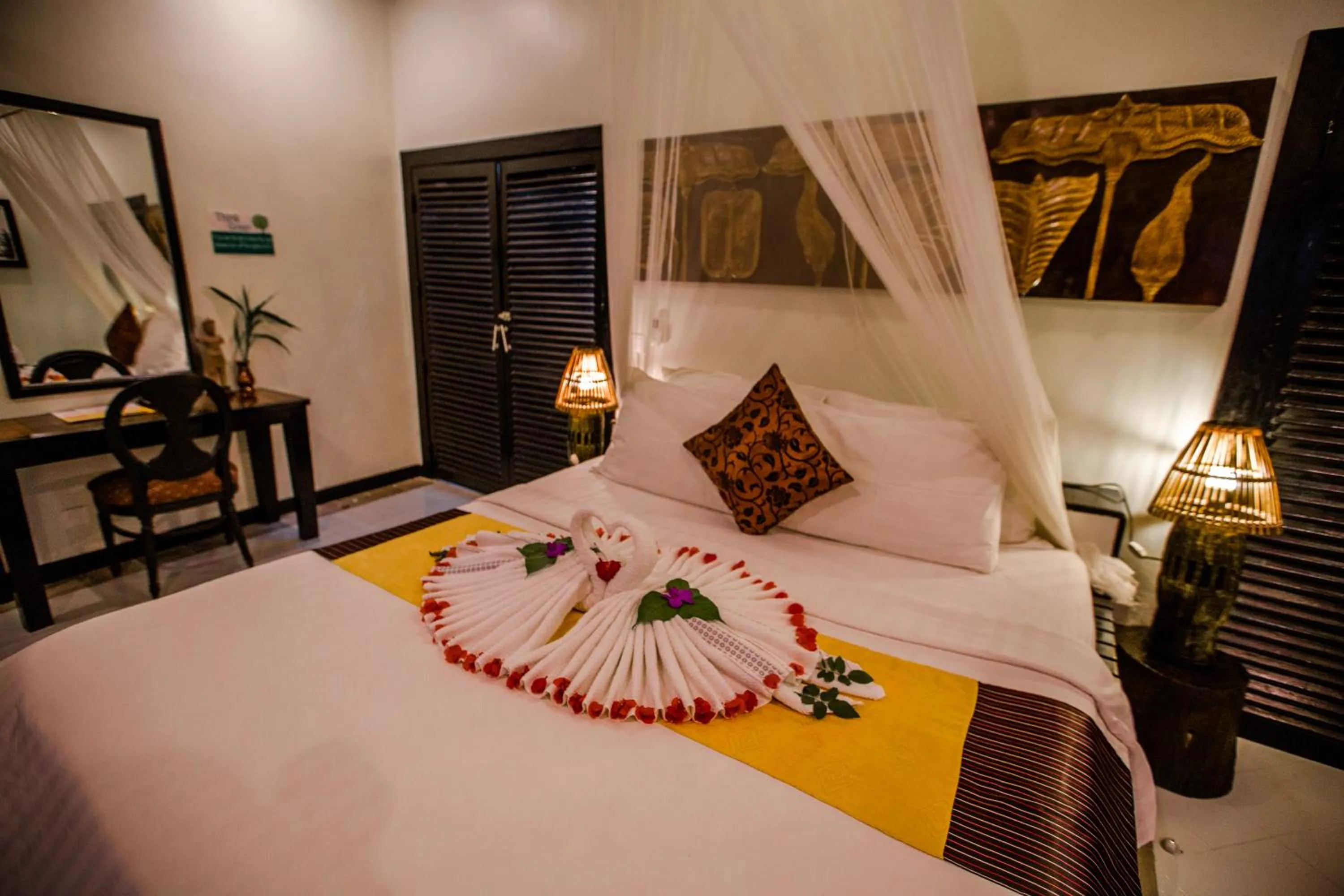 Deluxe Double Room - Free Pickup in The Sanctuary Villa Battambang