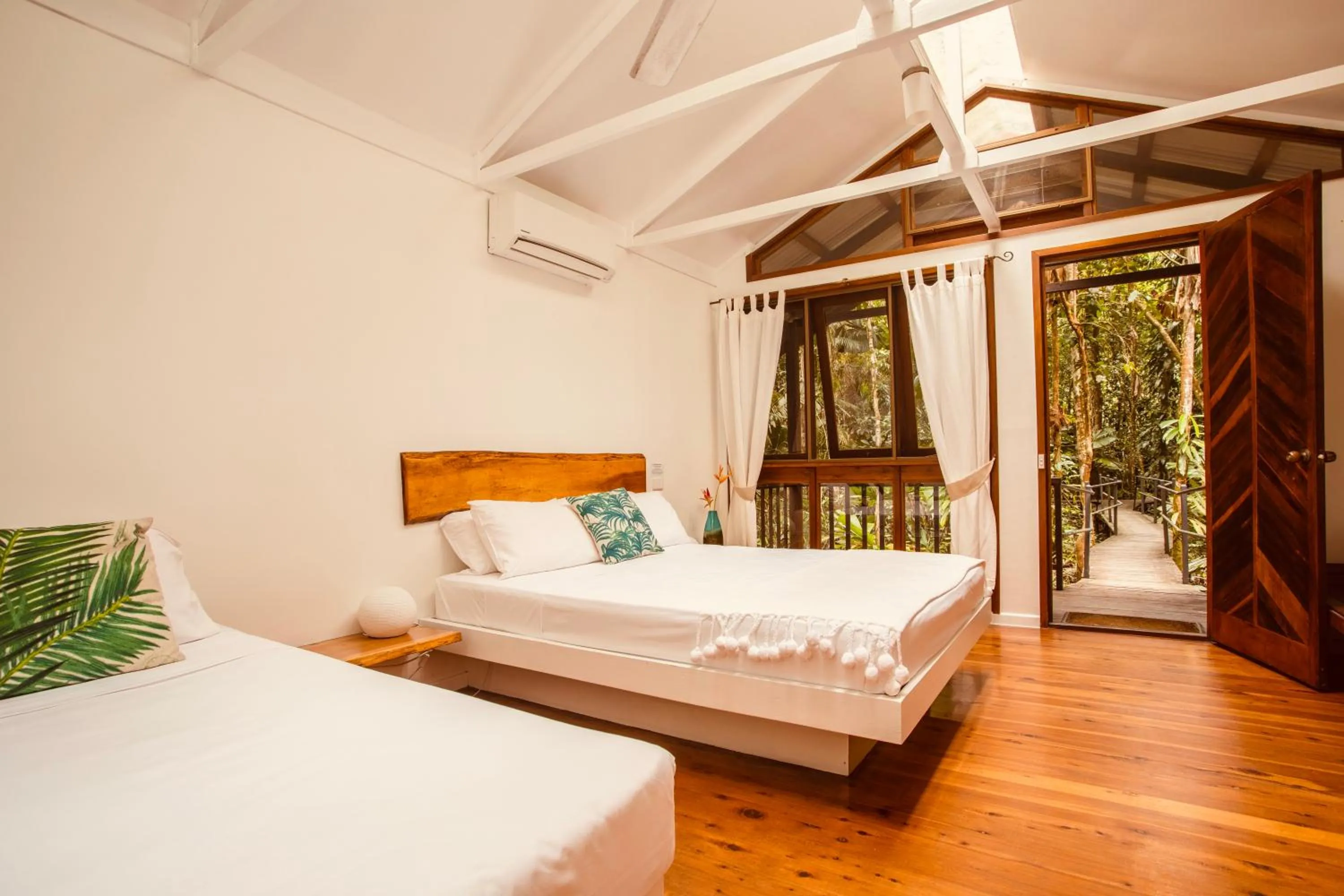 One-Bedroom Bungalow in Daintree Wilderness Lodge