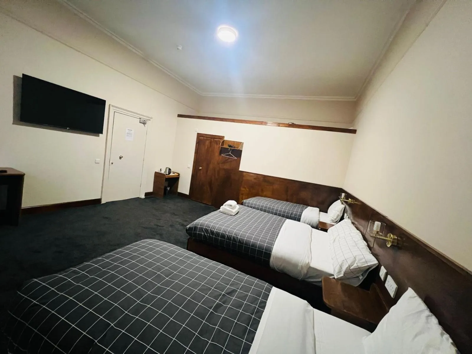 Quadruple Room in Burntisland House