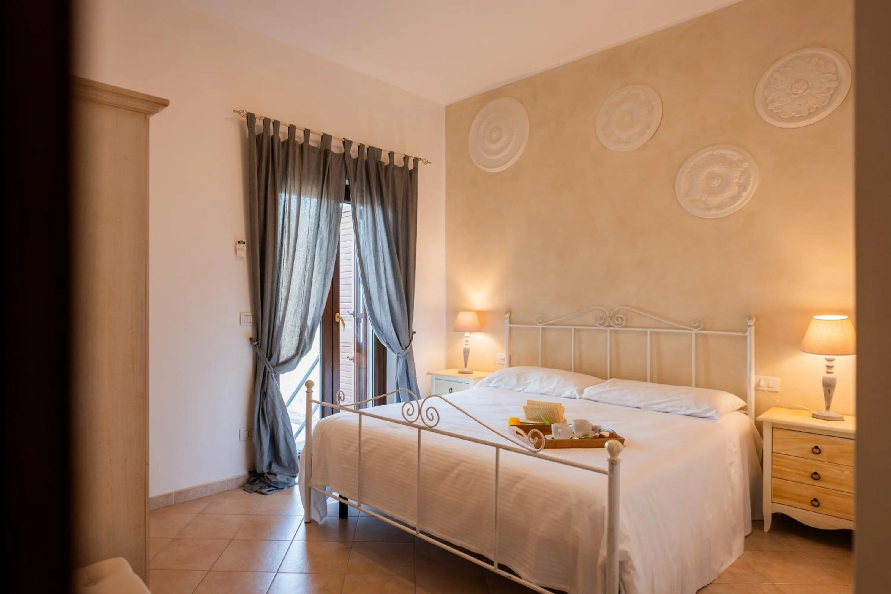 Family Suite with Balcony in Palazzo De Luca by Apulia Hospitality