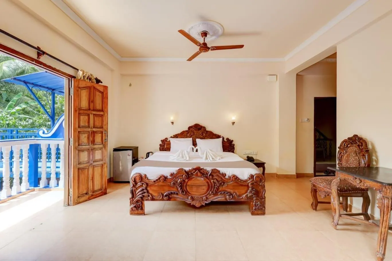 Superior King Room in Mayflower Beach Resort