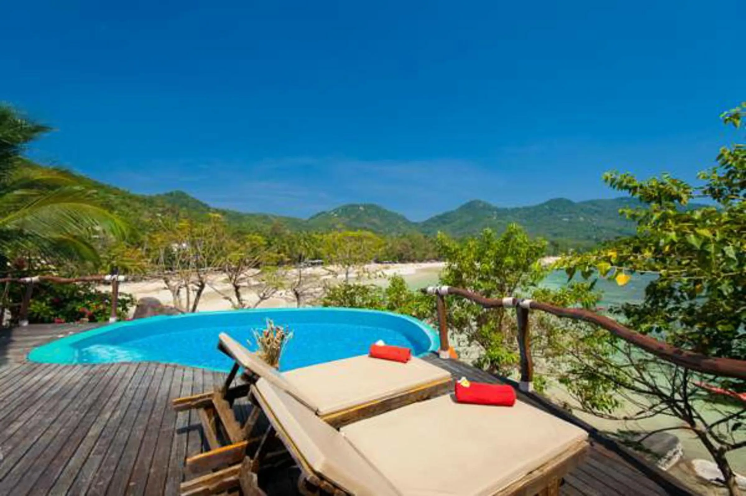 Honeymoon Cottage Villa in Koh Tao Cabana