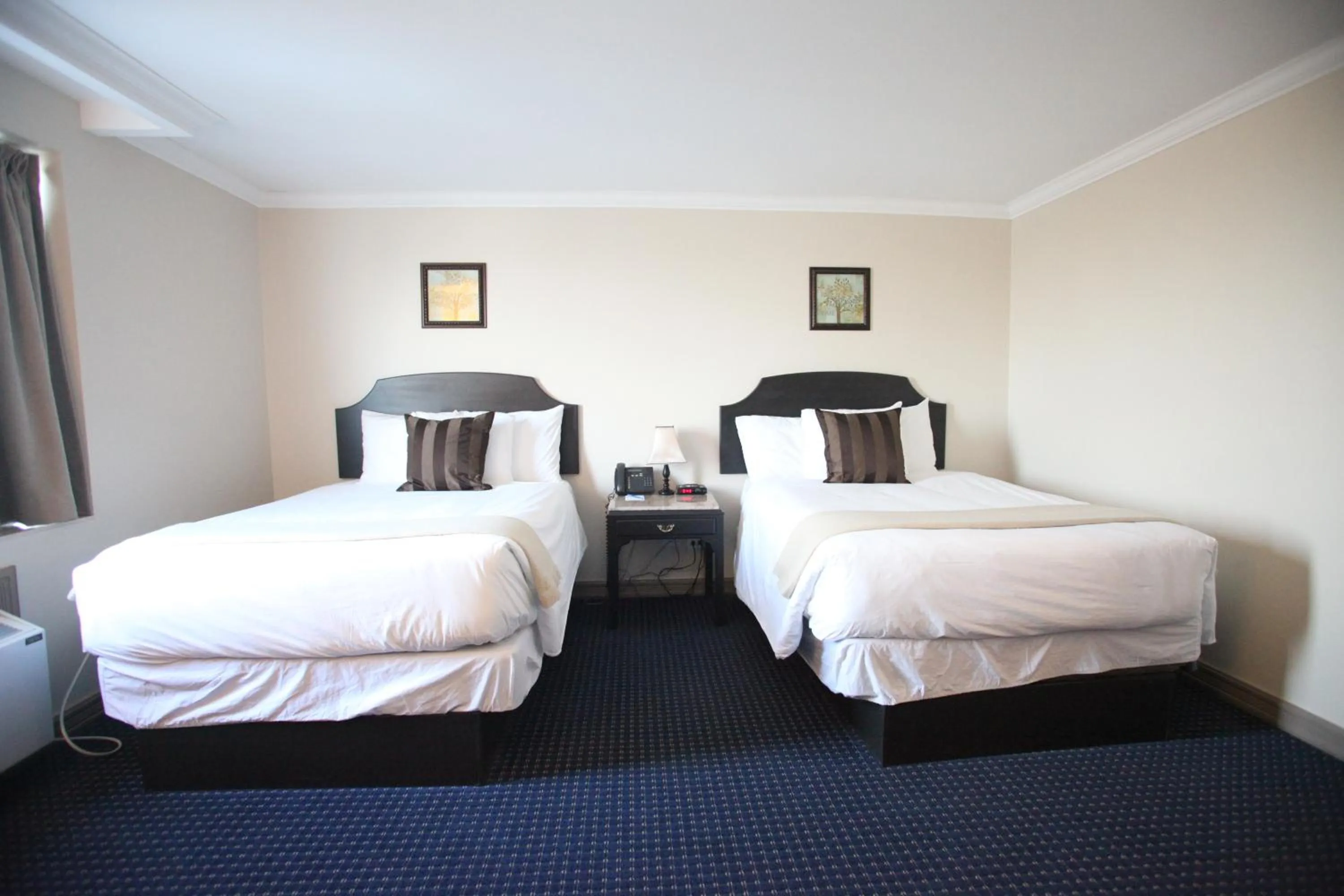 Executive Room with Two Double Beds in Montecassino Hotel & Event Centre
