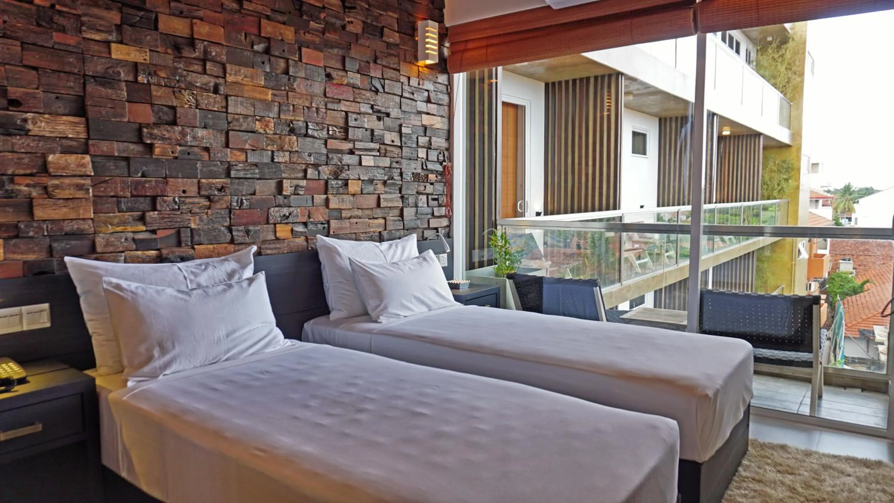 Deluxe Double or Twin Room with Balcony - 10% off on Spa Treatments in Hotel Sico