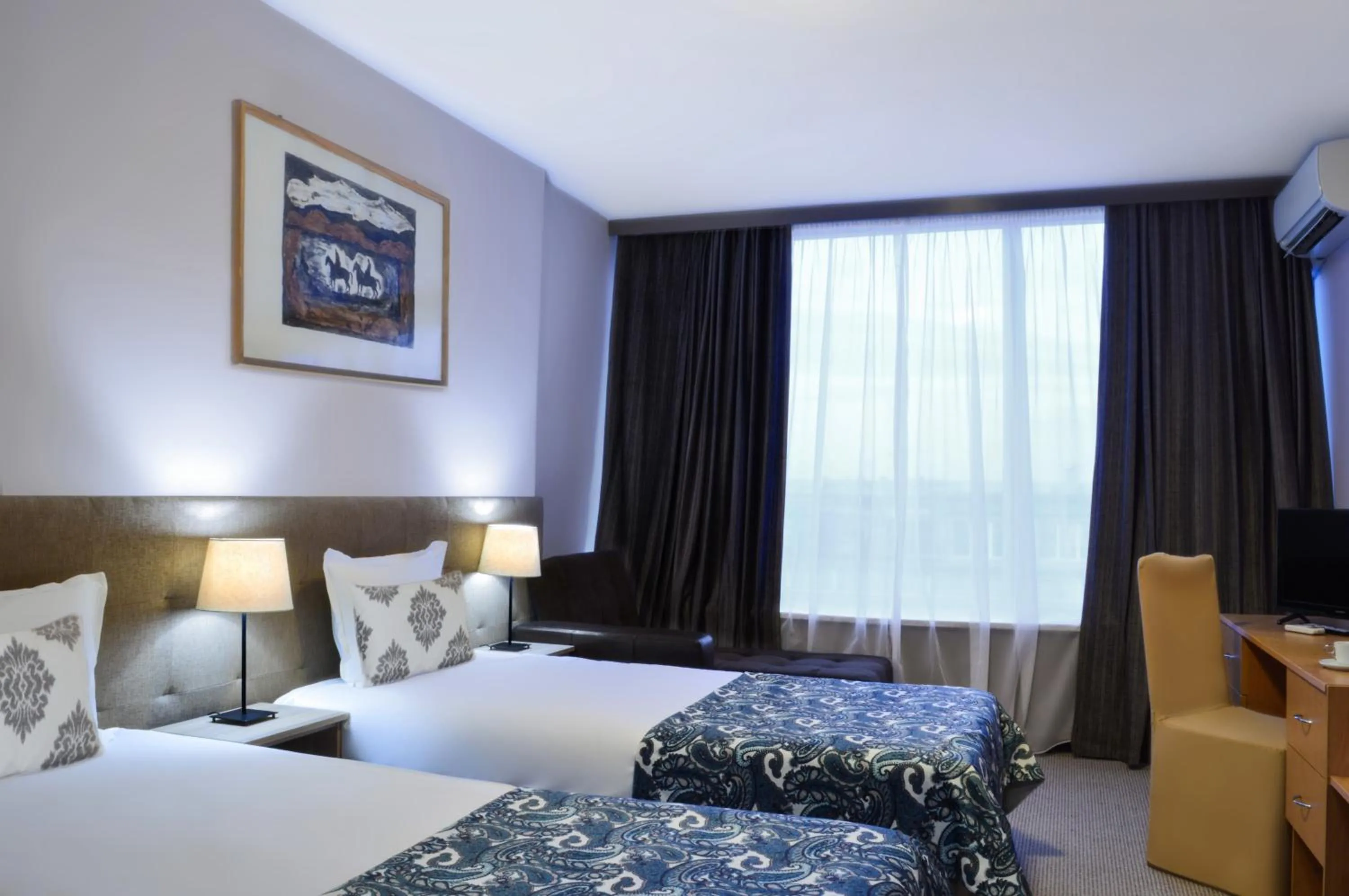 Economy Triple Room - Not Renovated in Rila Hotel Sofia