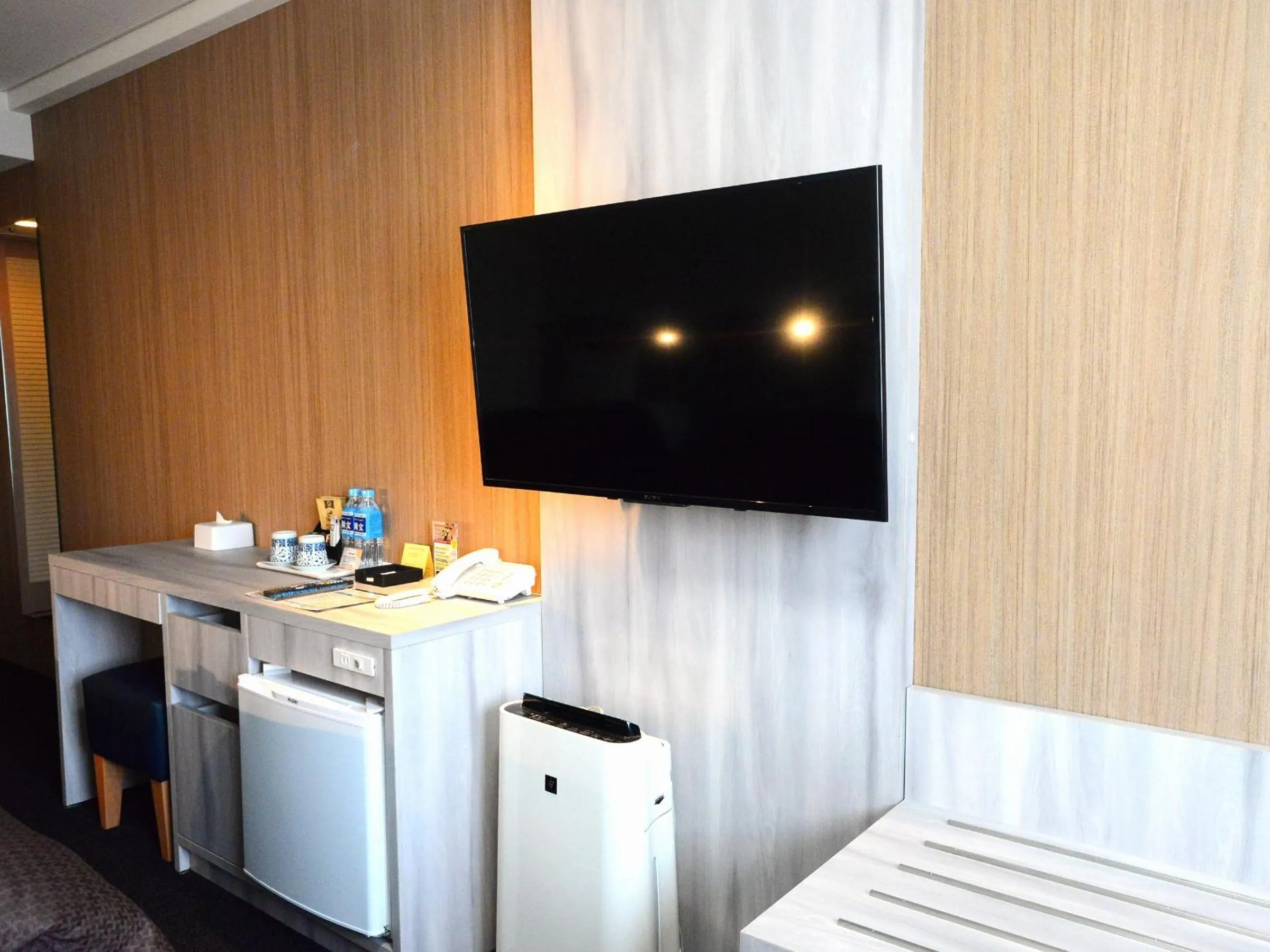 Twin Room - Non-Smoking in Sunwest Hotel Sasebo