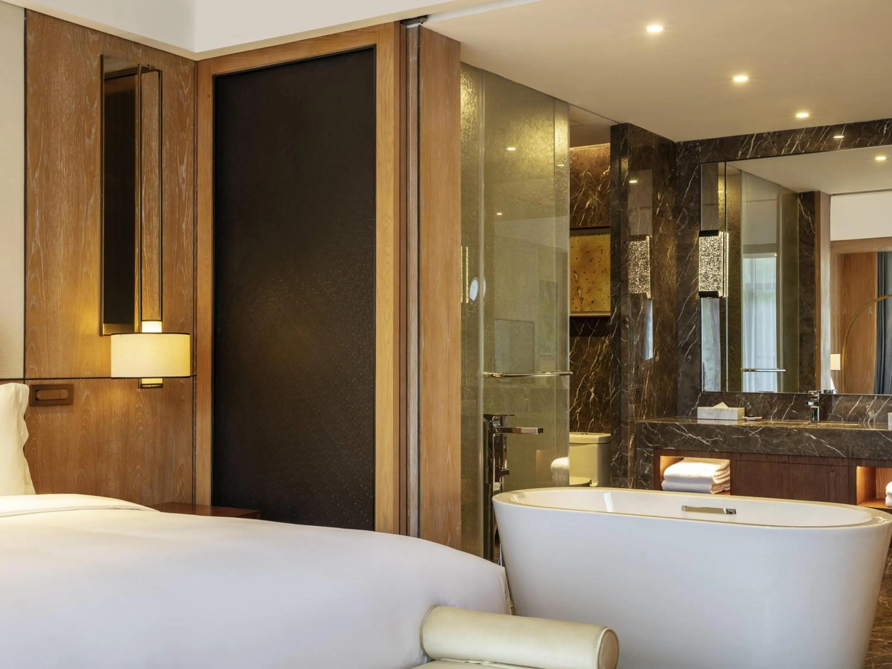 Deluxe Room, 2 Single Size Beds, Private Balcony in Pullman Changbaishan Resort