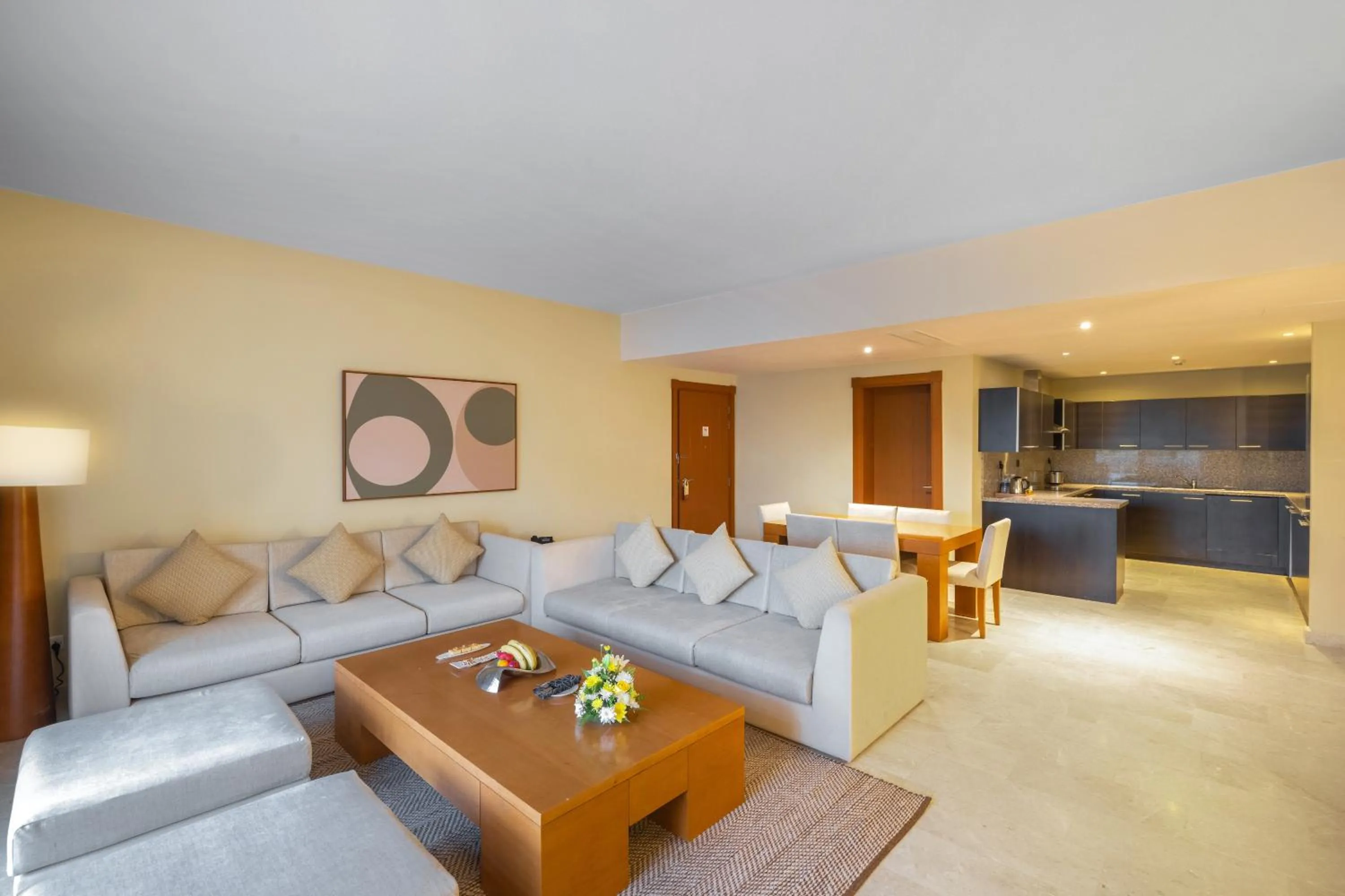 Three-Bedroom Apartment in Sifawy Boutique Hotel