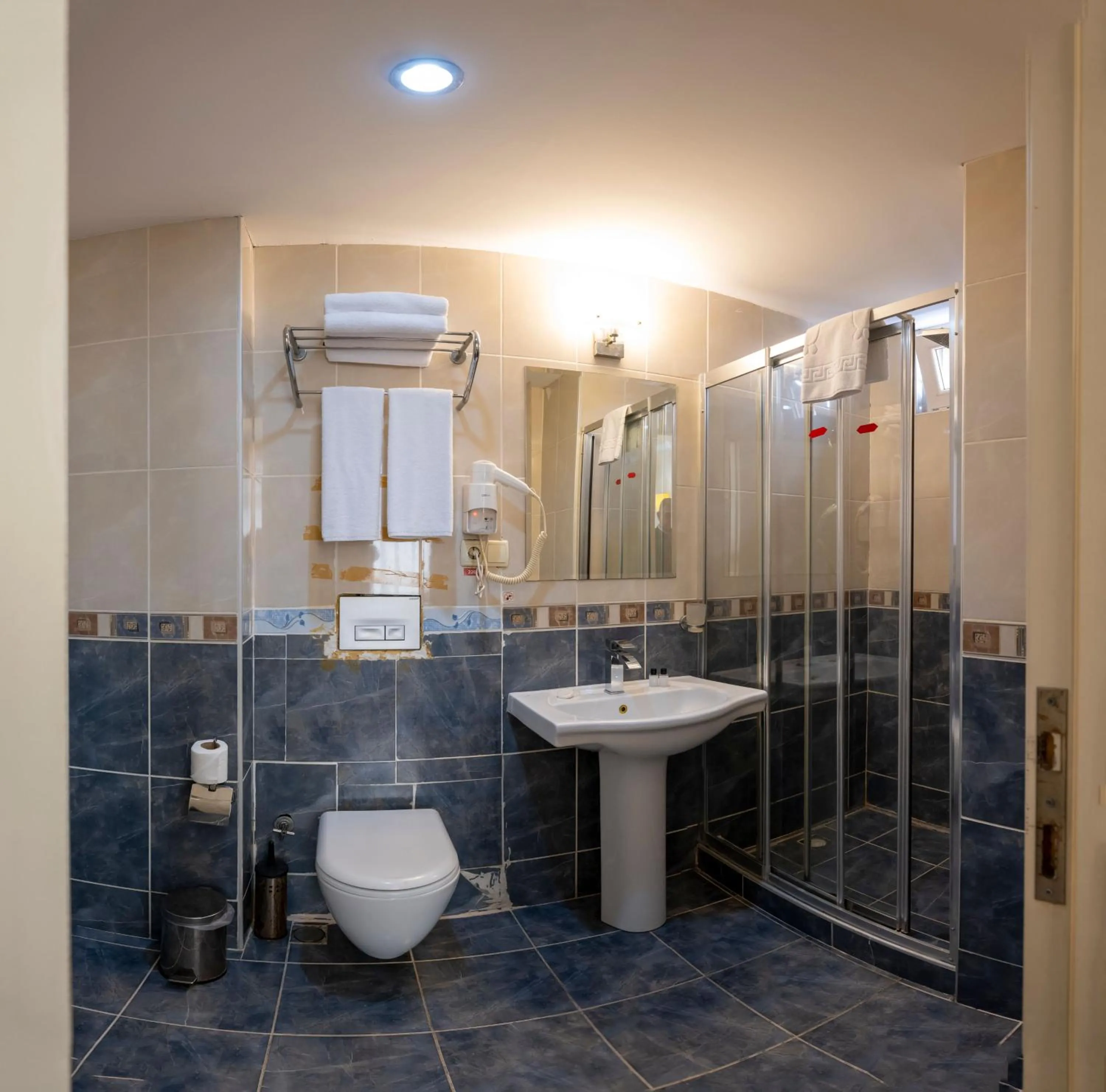 Connected Room in Tugra Hotel