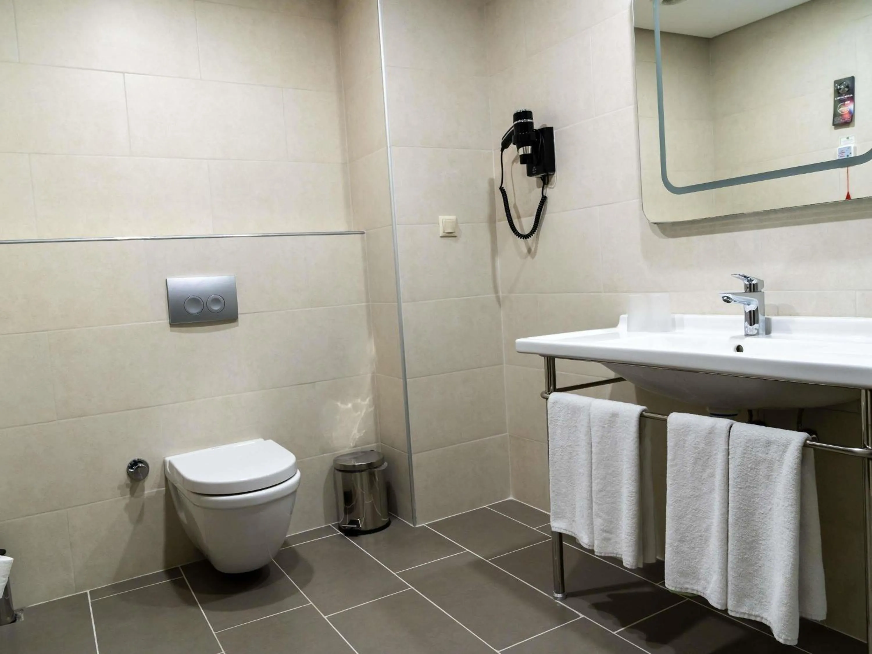 Standard Double Room in ibis Styles Istanbul Bomonti