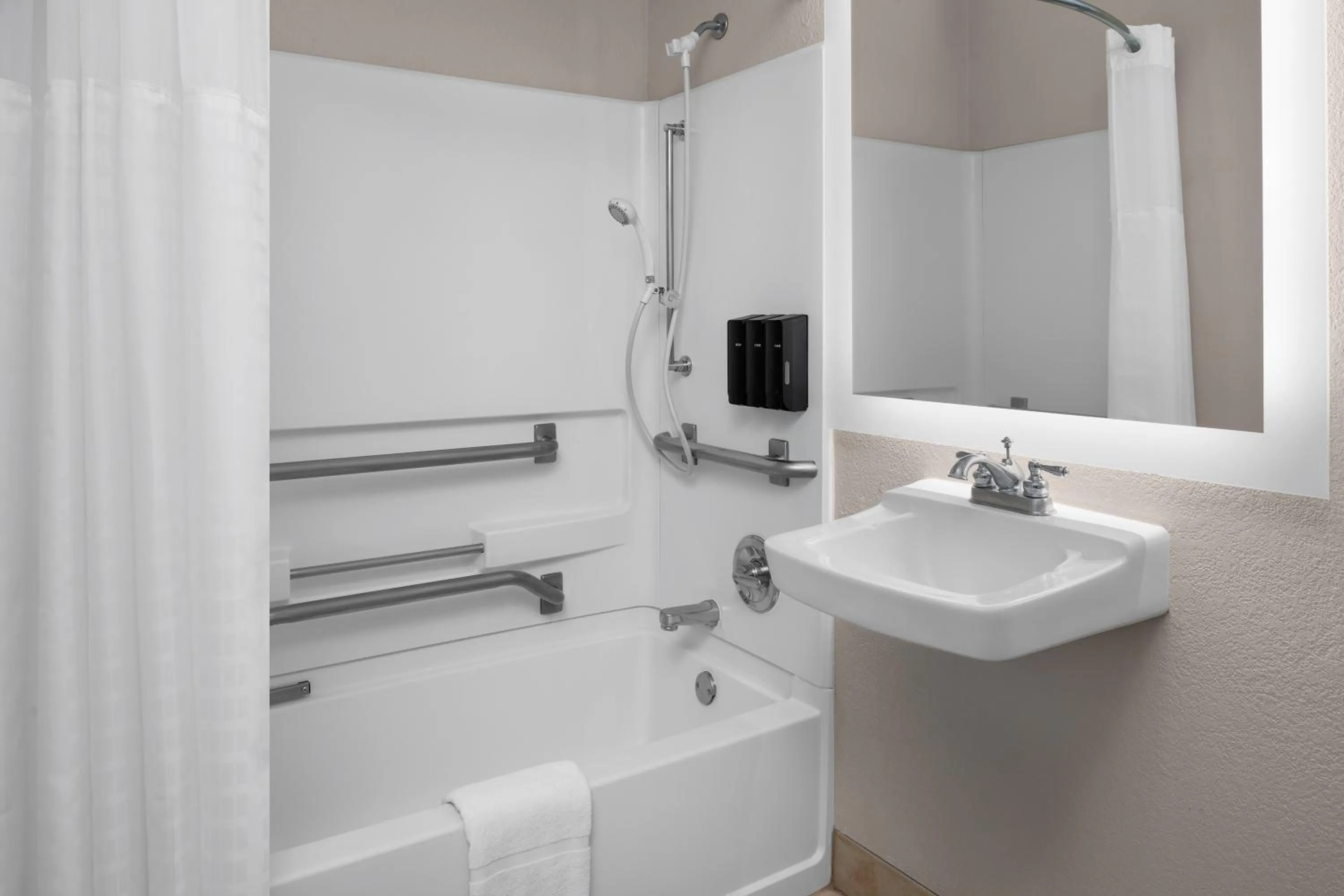 Studio Suite - Disability Access in Larkspur Landing Extended Stay Suites Pleasanton