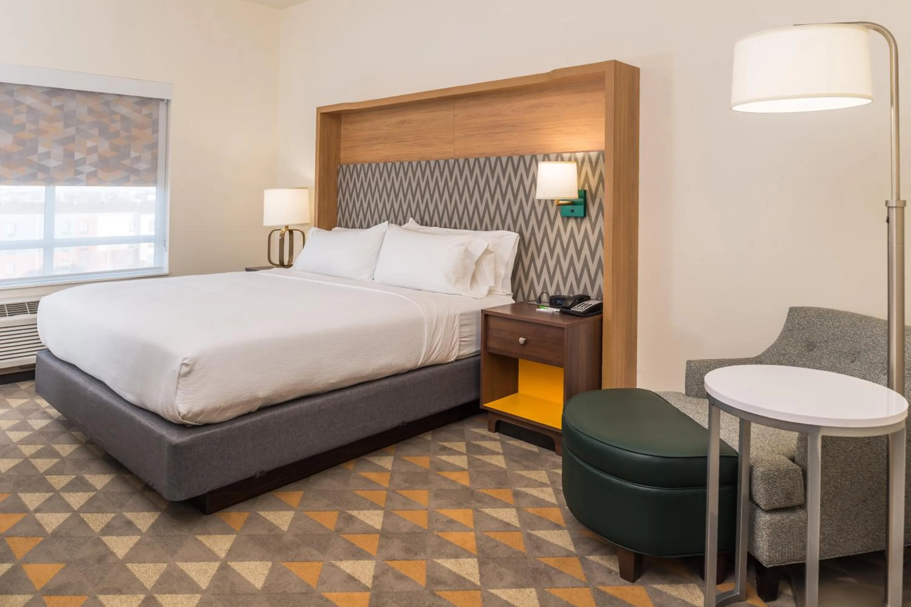 King Room - Hearing Accessible in Holiday Inn Joplin by IHG