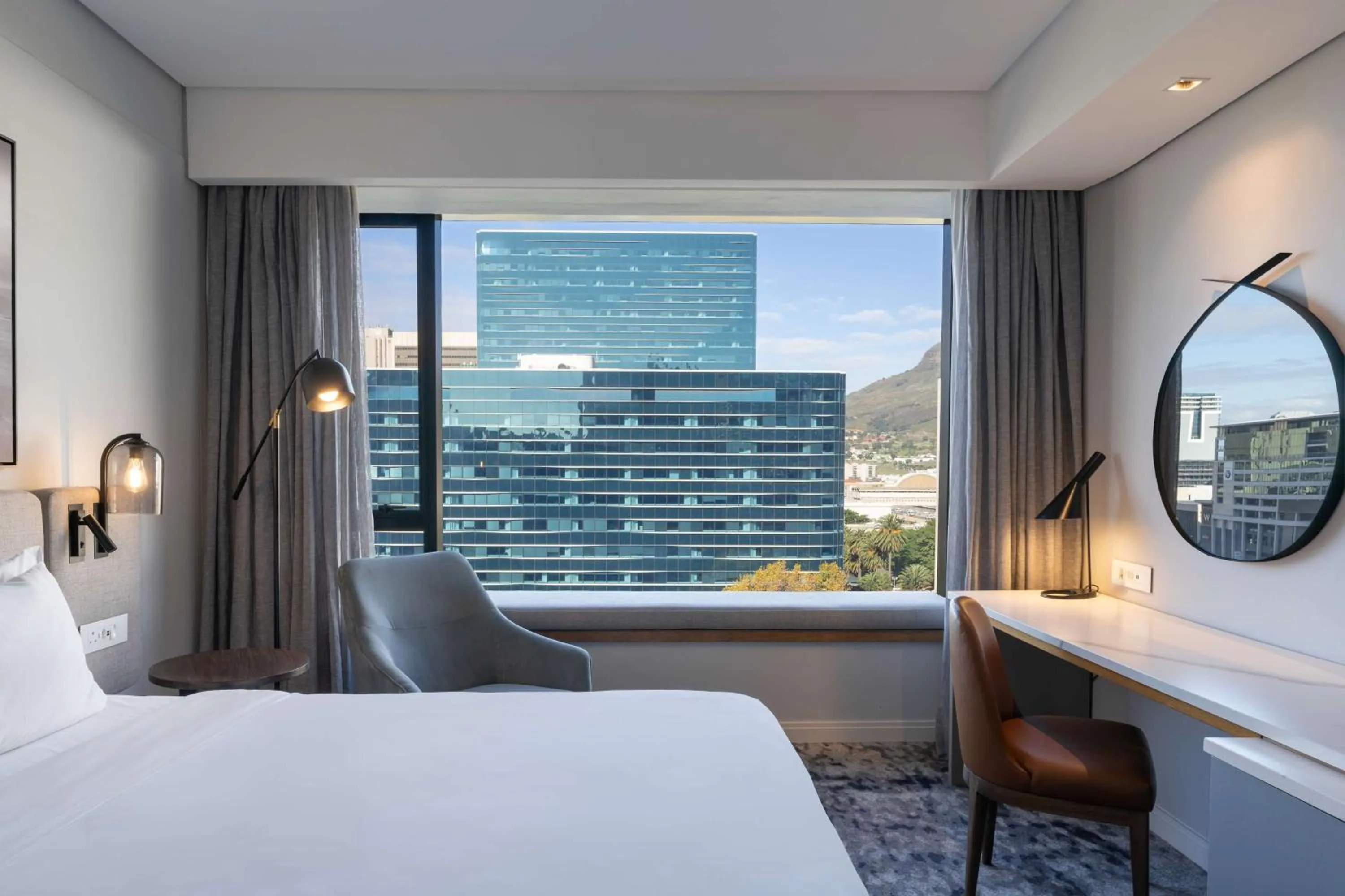 Premium Room with Mountain View - High Floor in Radisson Hotel Cape Town Foreshore