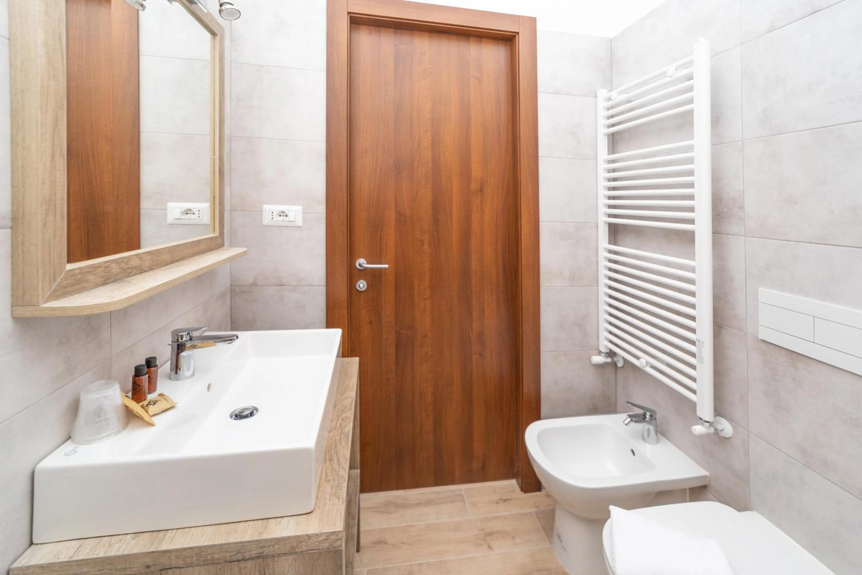 Dependence Superior Room (164 feet from the hotel) - single occupancy in Hotel K2