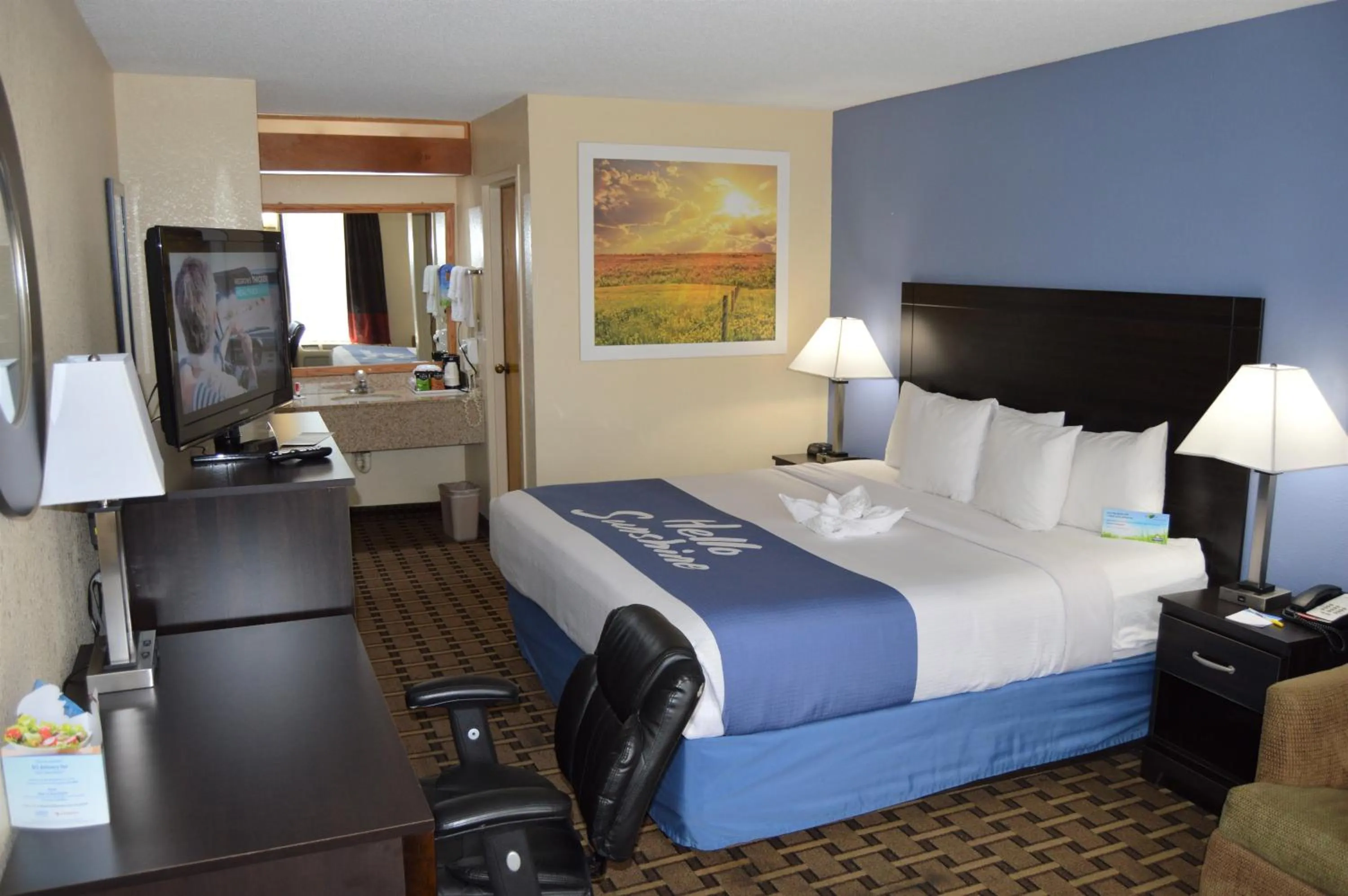 King Room - Disability Access/Non-Smoking in Days Inn by Wyndham Easley West Of Greenville/Clemson Area