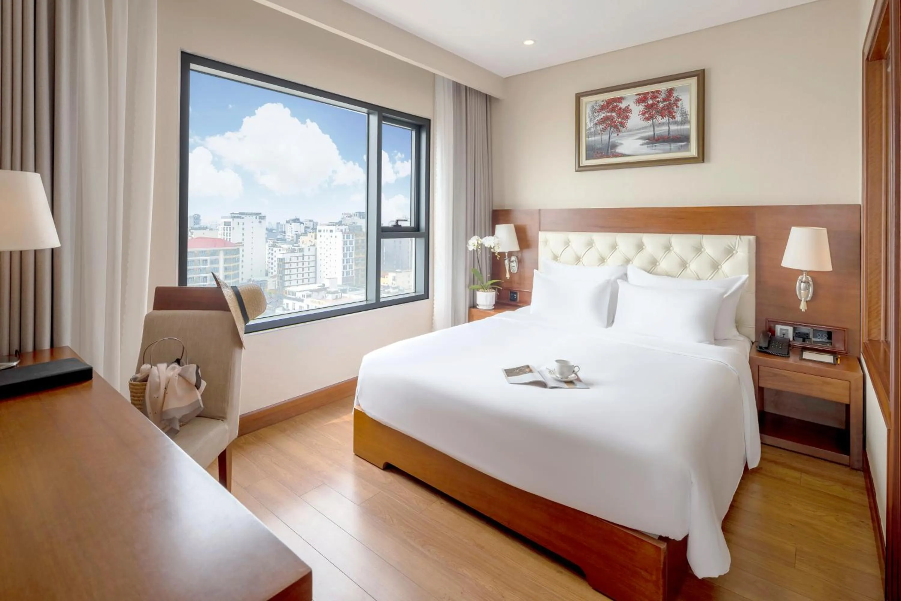  Grand Family With Sea View in DLG Hotel Danang