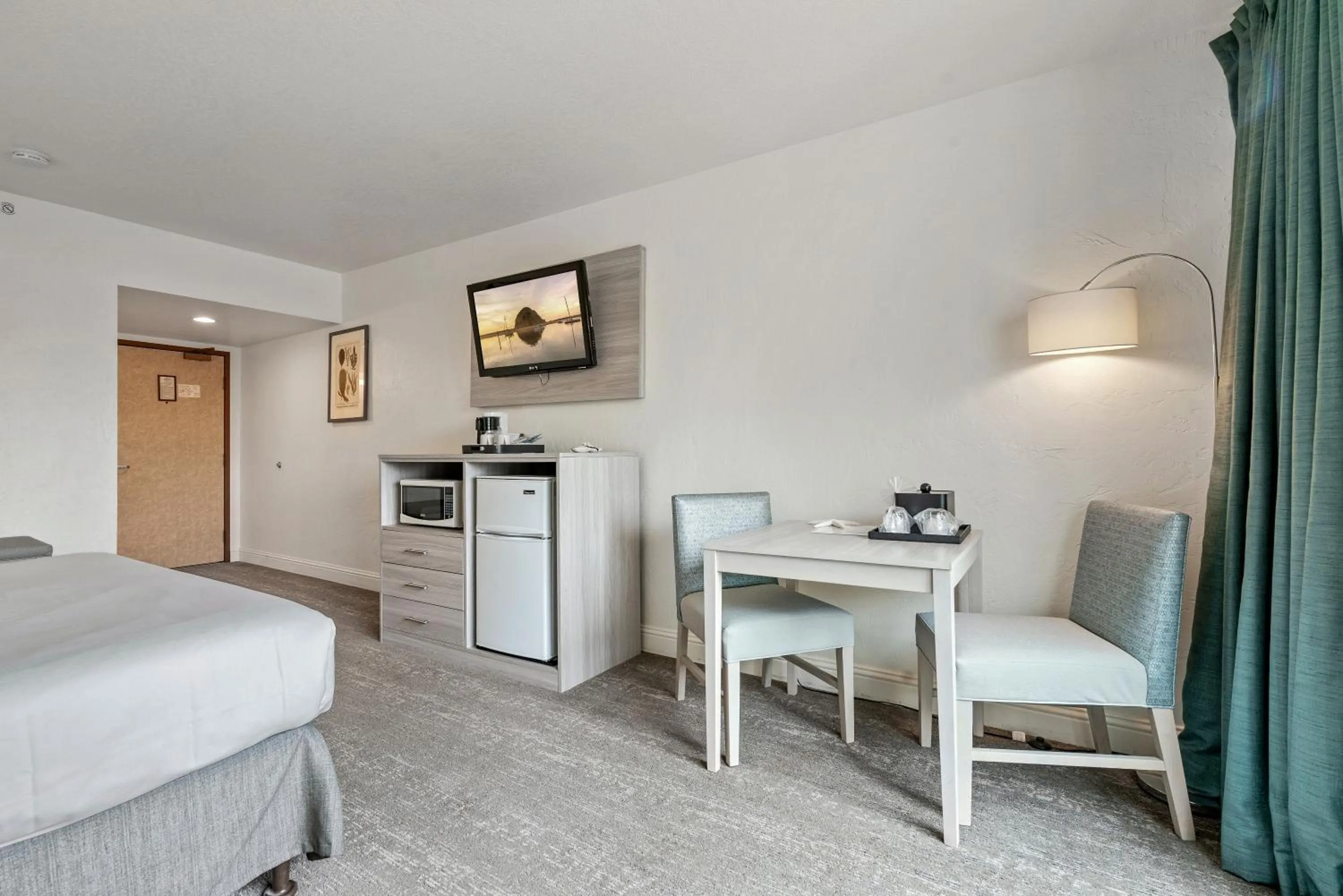 Queen Room - Disability Access in Hotel La Serena