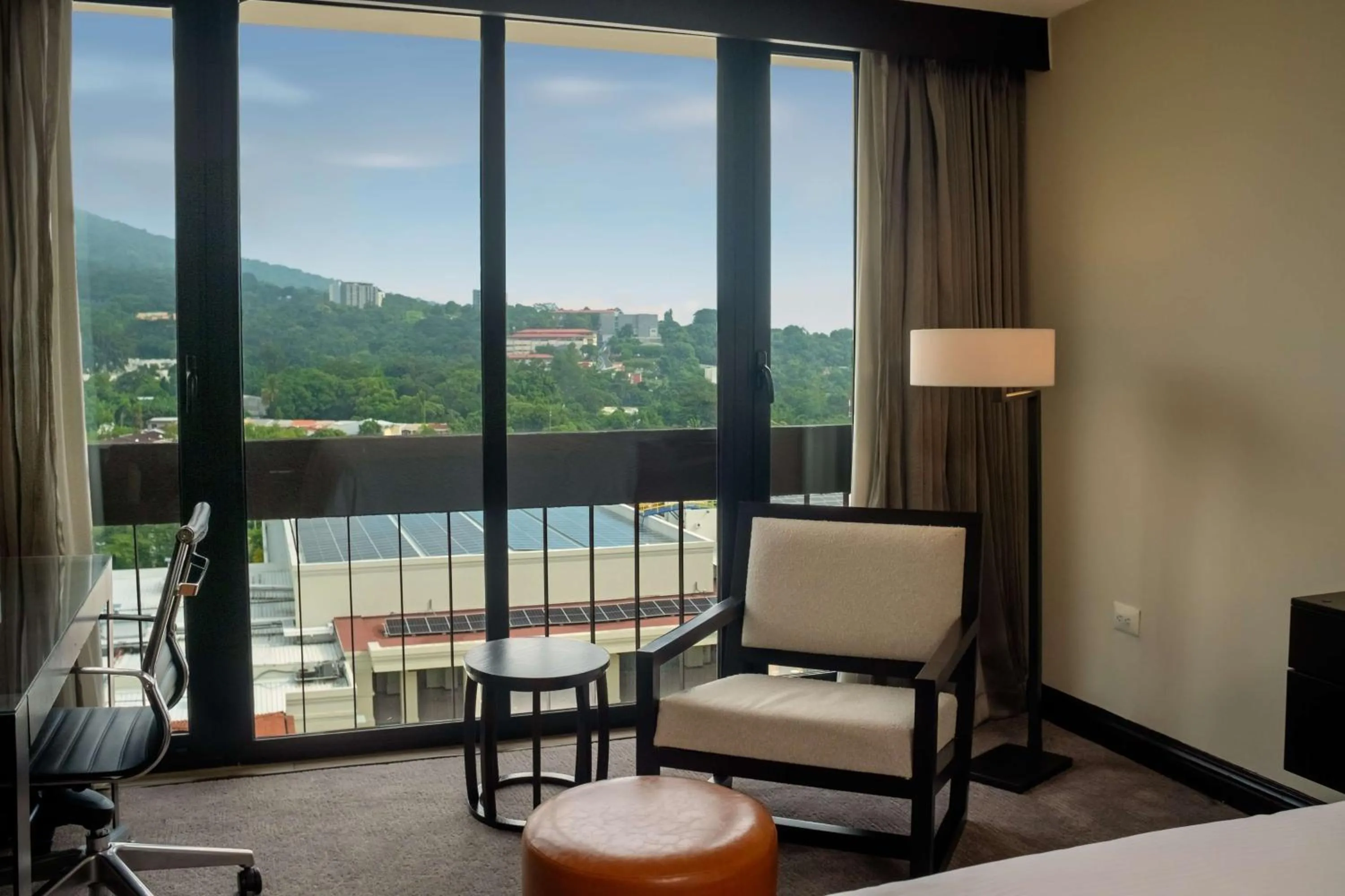 King Room - Executive Floor/Non-Smoking in Crowne Plaza San Salvador, an IHG Hotel