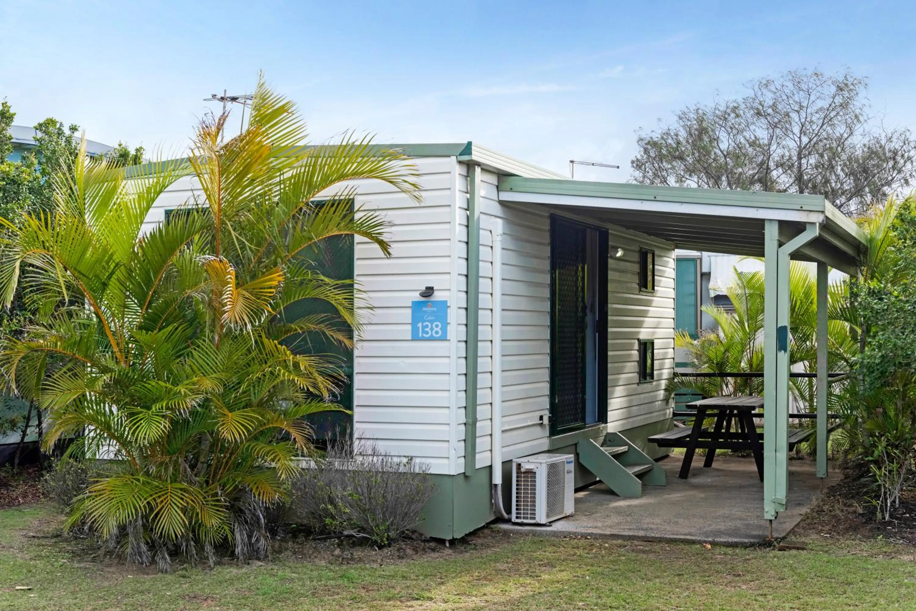 Standard Studio Cabin  in Discovery Parks - Ballina