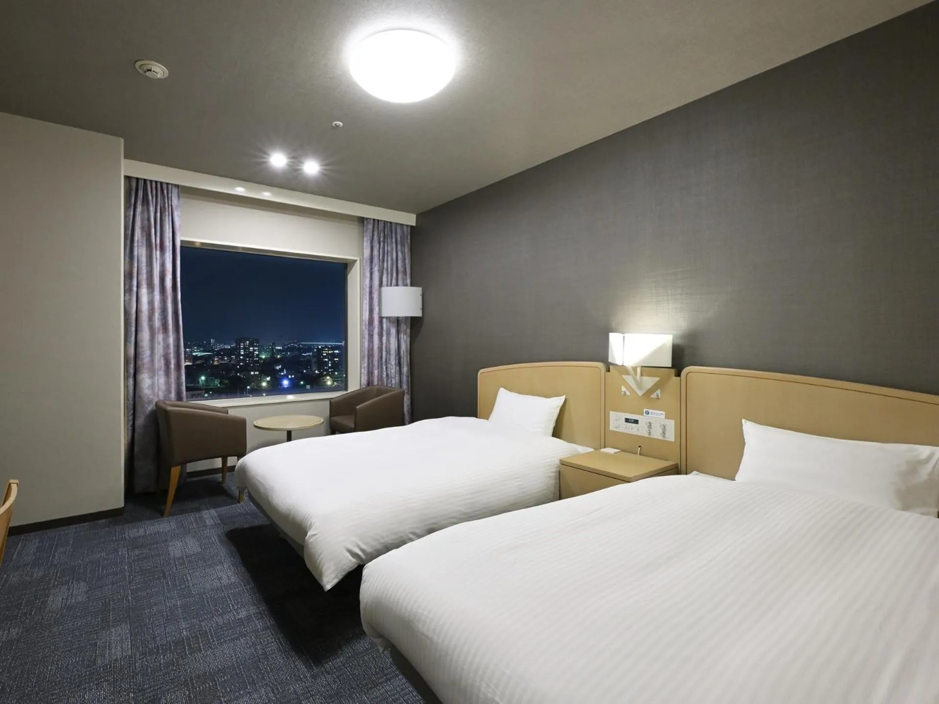 Twin Room River Side - Non-Smoking in Tokushima Grandvrio Hotel