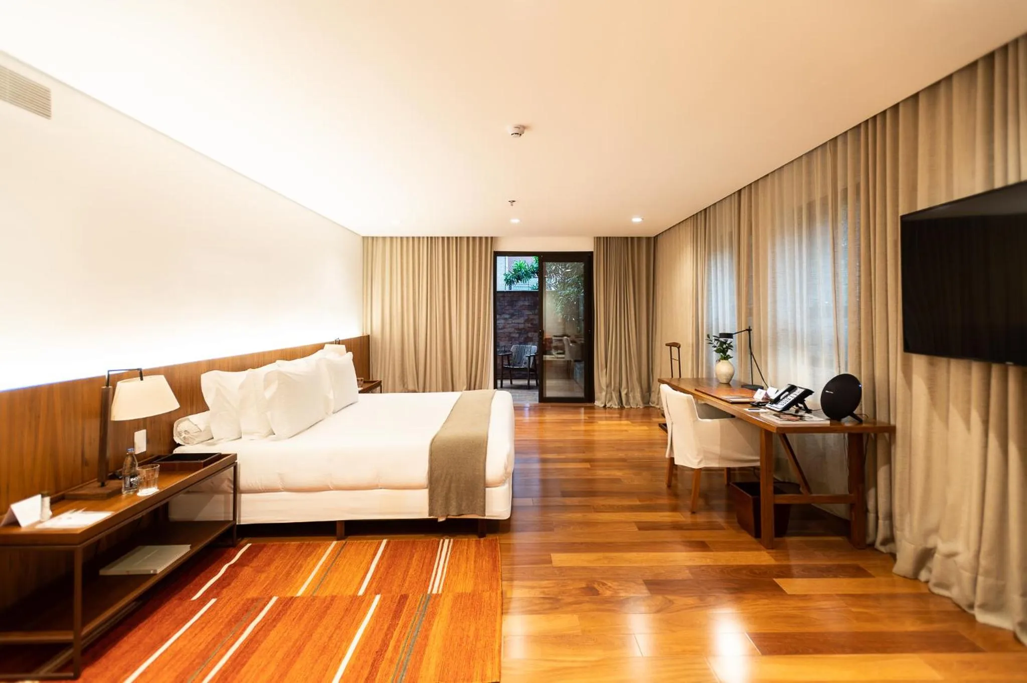 Junior Suite with Balcony in Hotel Fasano Belo Horizonte