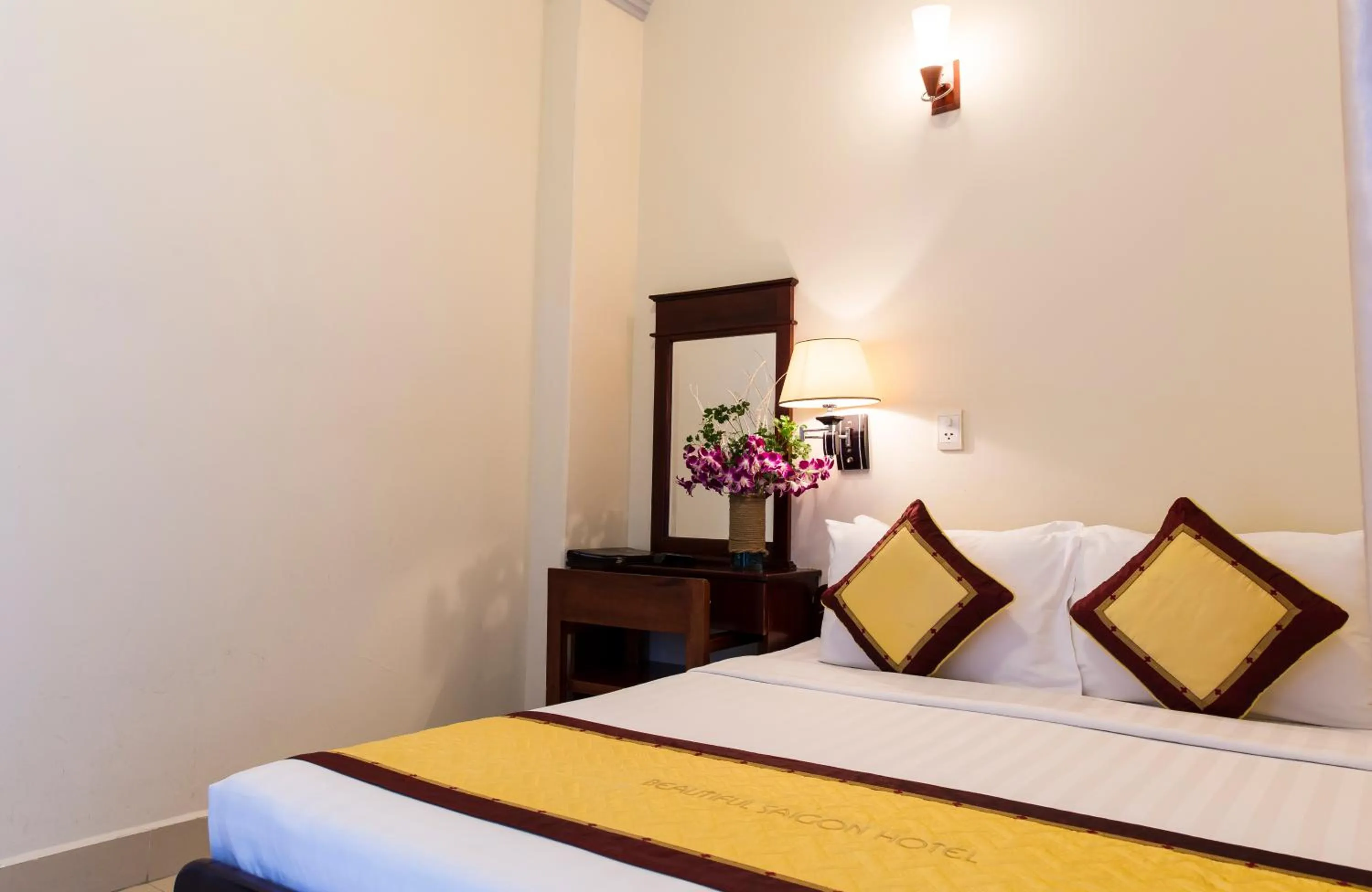 Superior Double Room in Valentine Luxury hotel - 31 Bui Vien Street