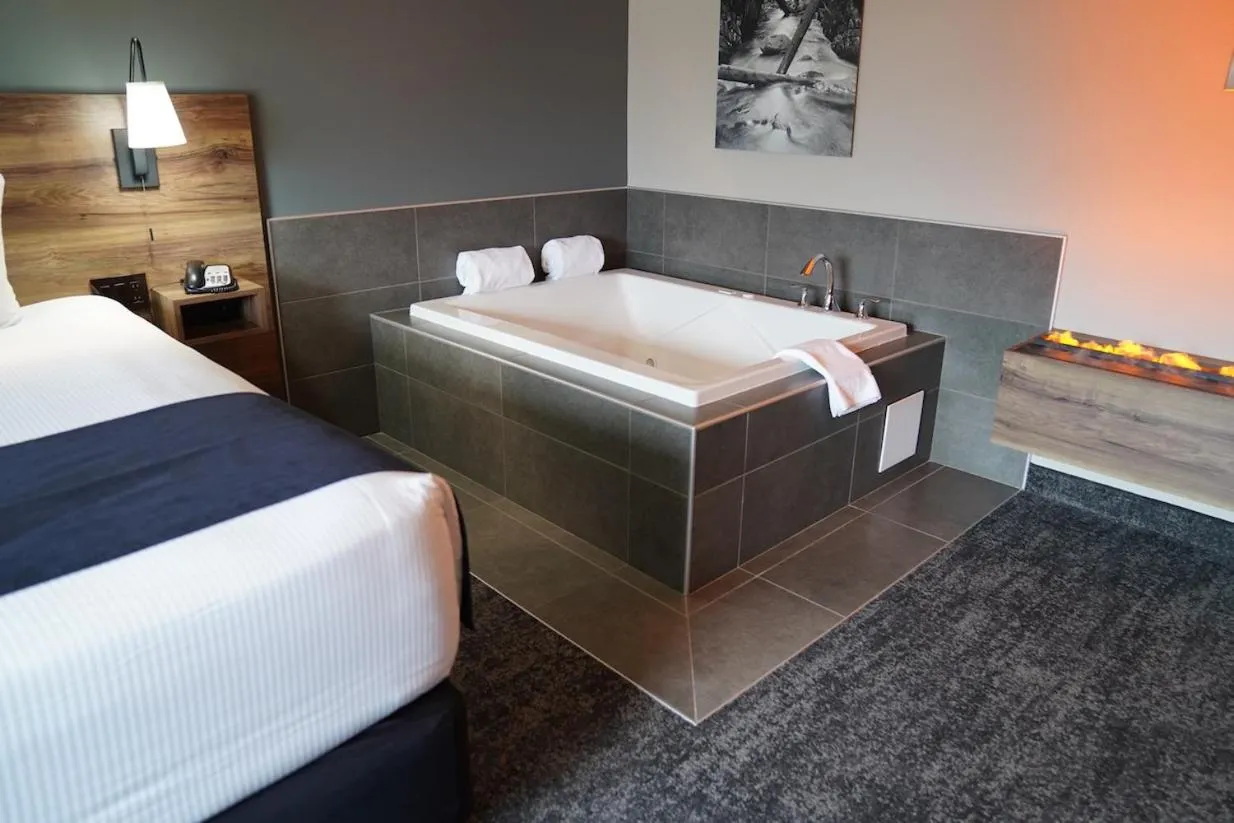 Junior Suite in Hotel Ruby Sandpoint