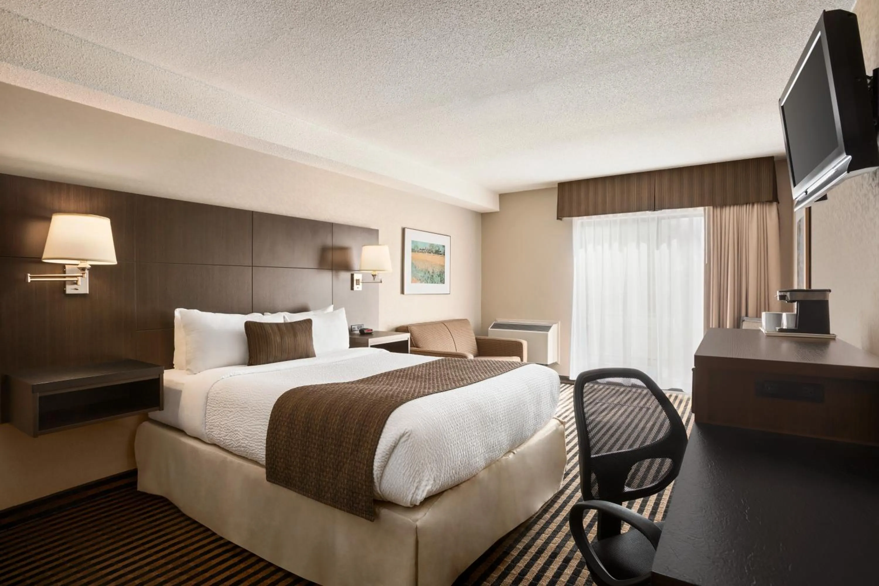 Queen Room - Disability Access - Non-Smoking in Days Inn by Wyndham Miramichi NB