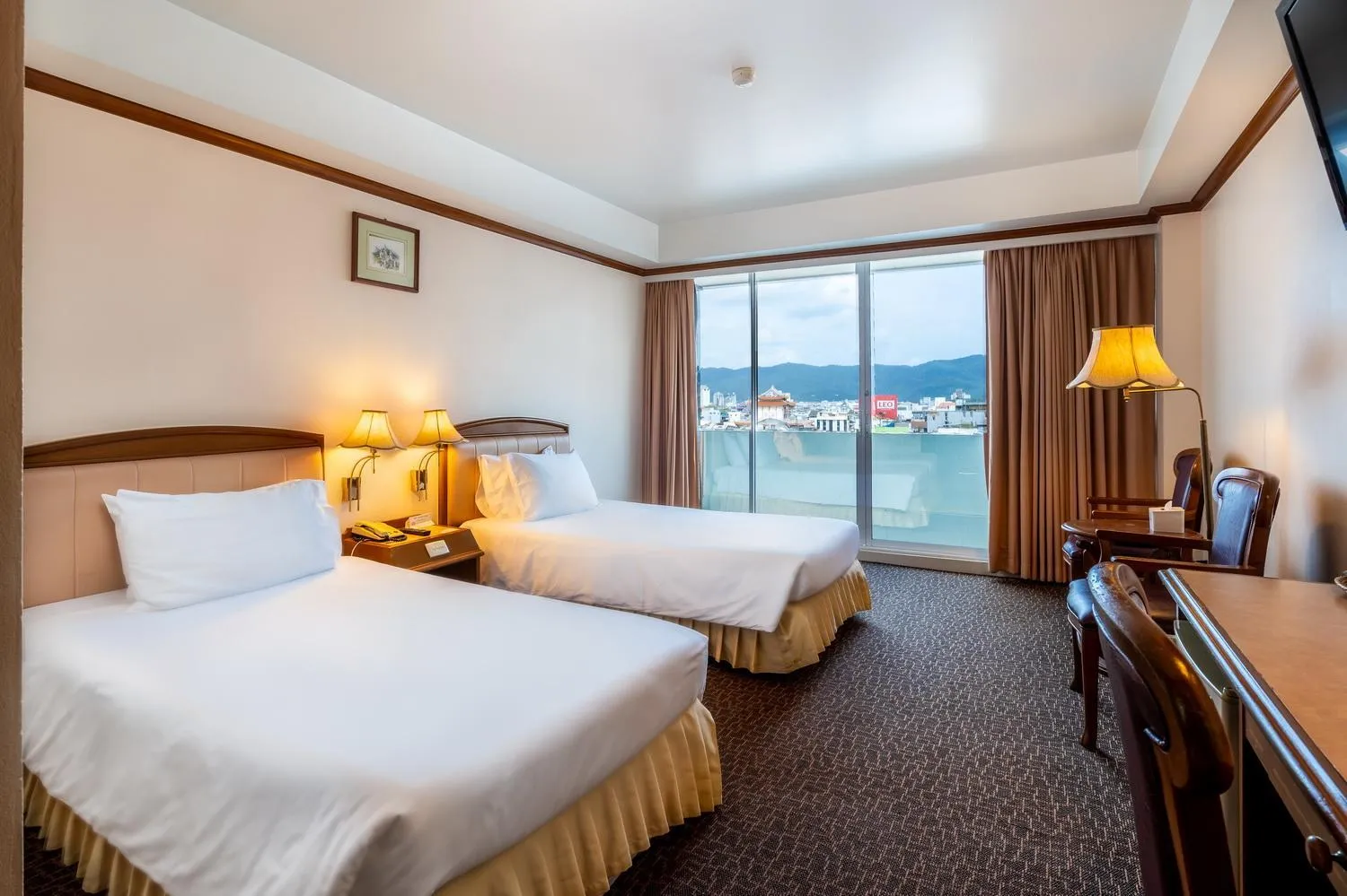 Executive Twin Room in V.L. Hatyai Hotel