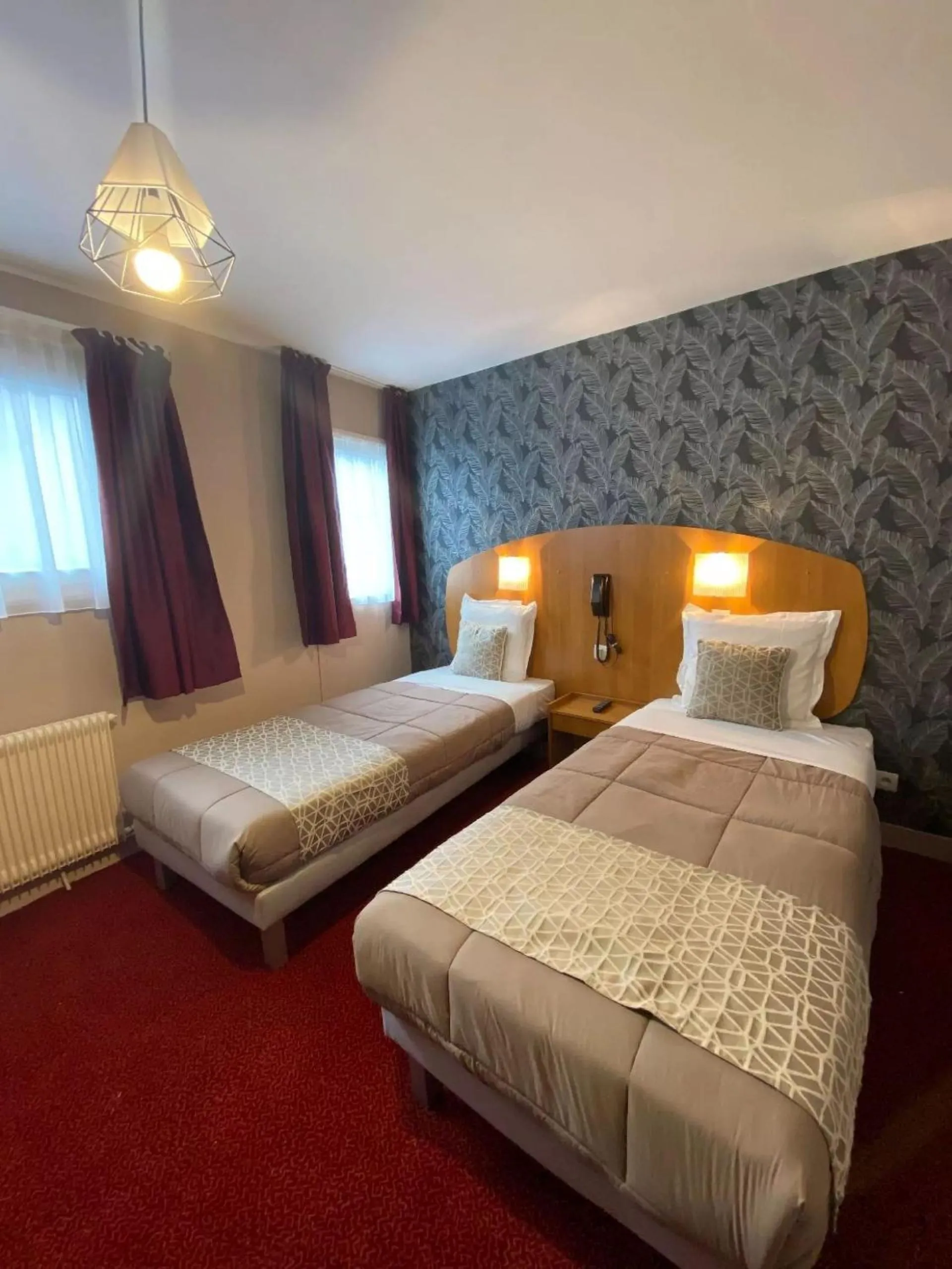 Twin Room in Logis - Hôtel et Restaurant Le Sofhotel