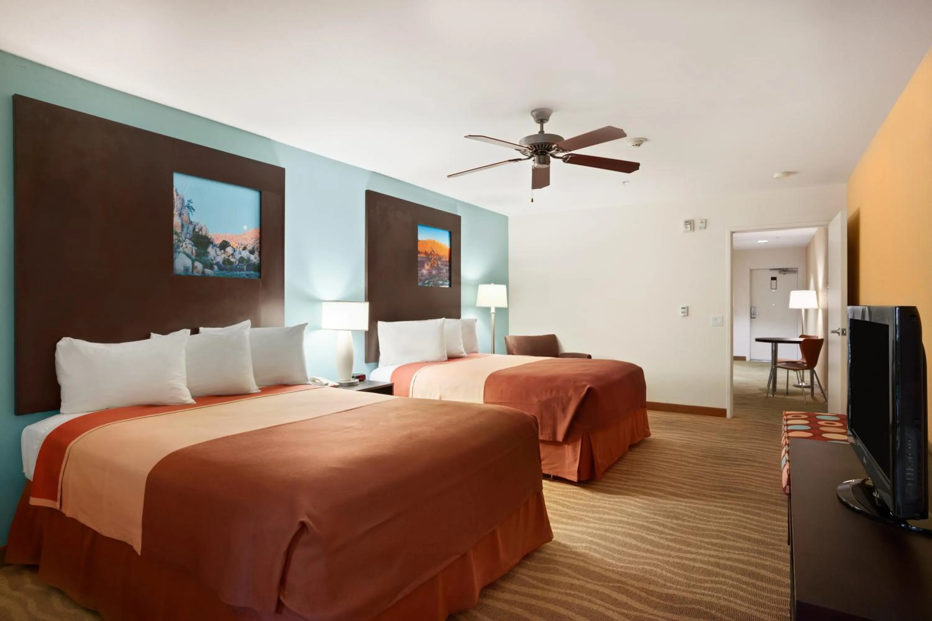 Queen Room with Two Queen Beds - Mobility Access/Non-Smoking (Ground Floor) in Super 8 by Wyndham Indio