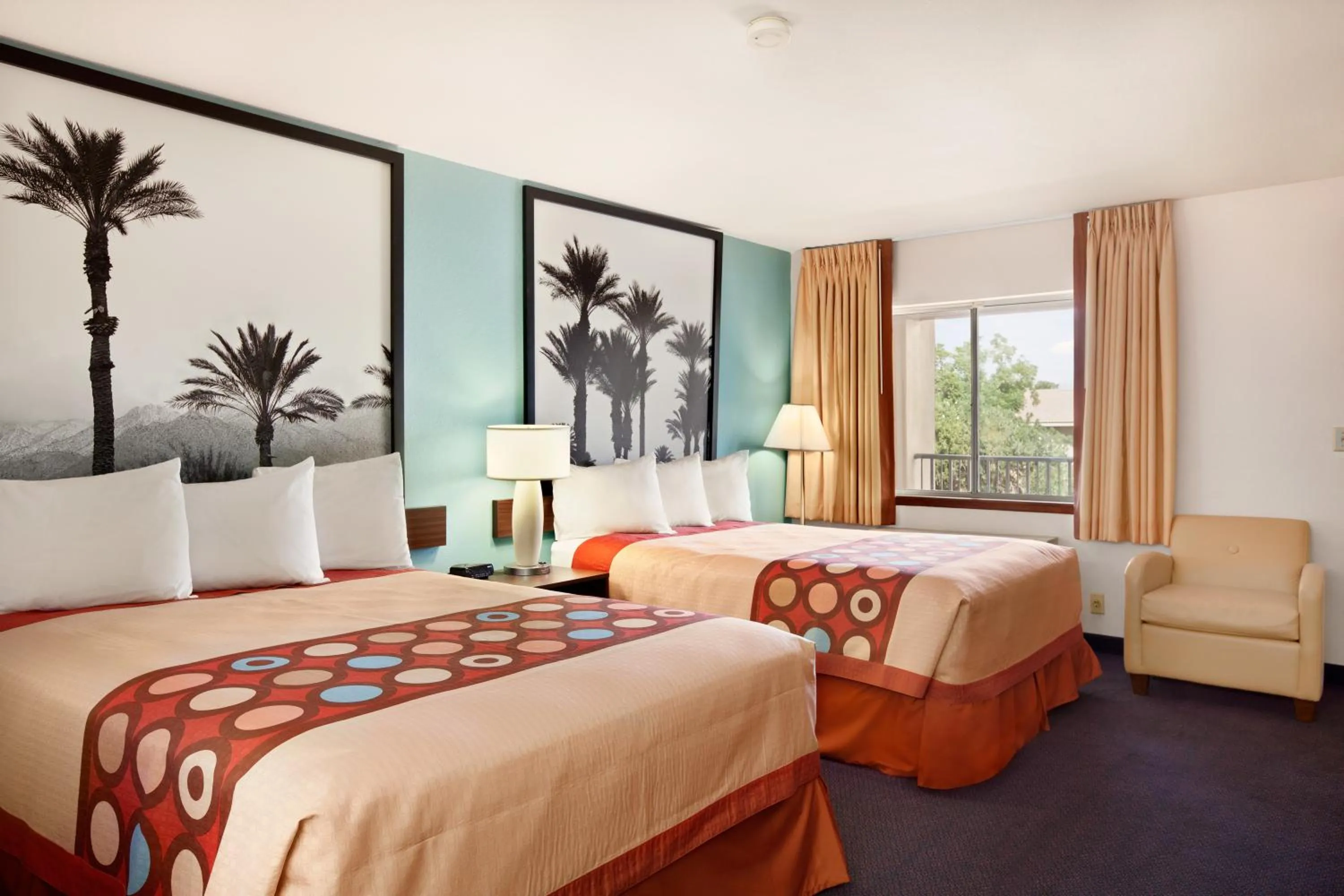 2 Queen Beds - Non-Smoking (Upper Floor) in Super 8 by Wyndham Indio