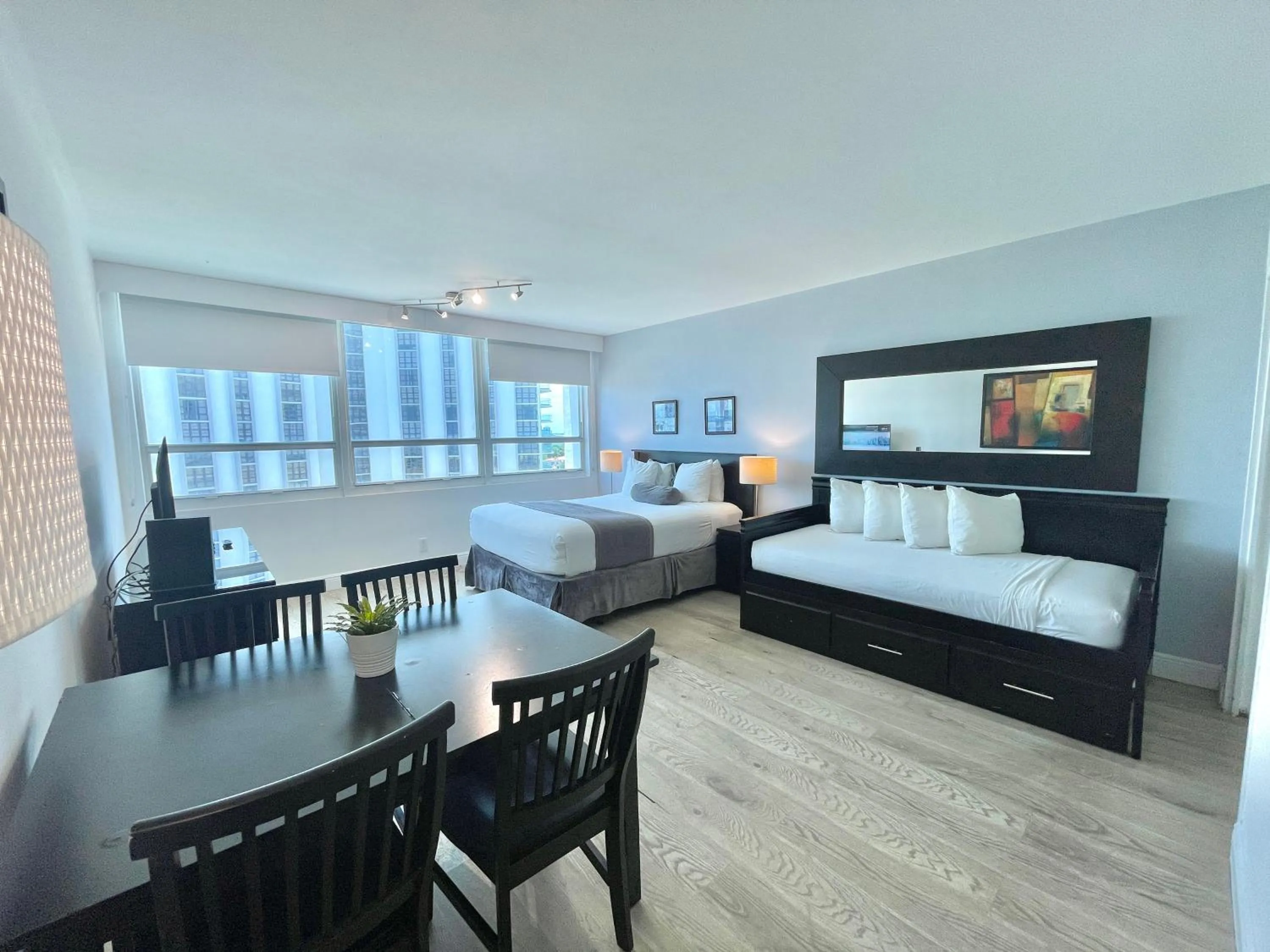 Studio with Bay View  in New Point Miami Beach Apartments
