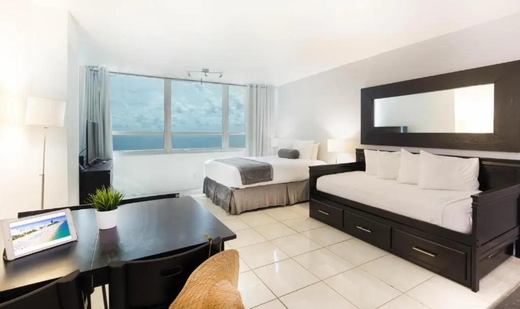 Studio with Ocean View in New Point Miami Beach Apartments