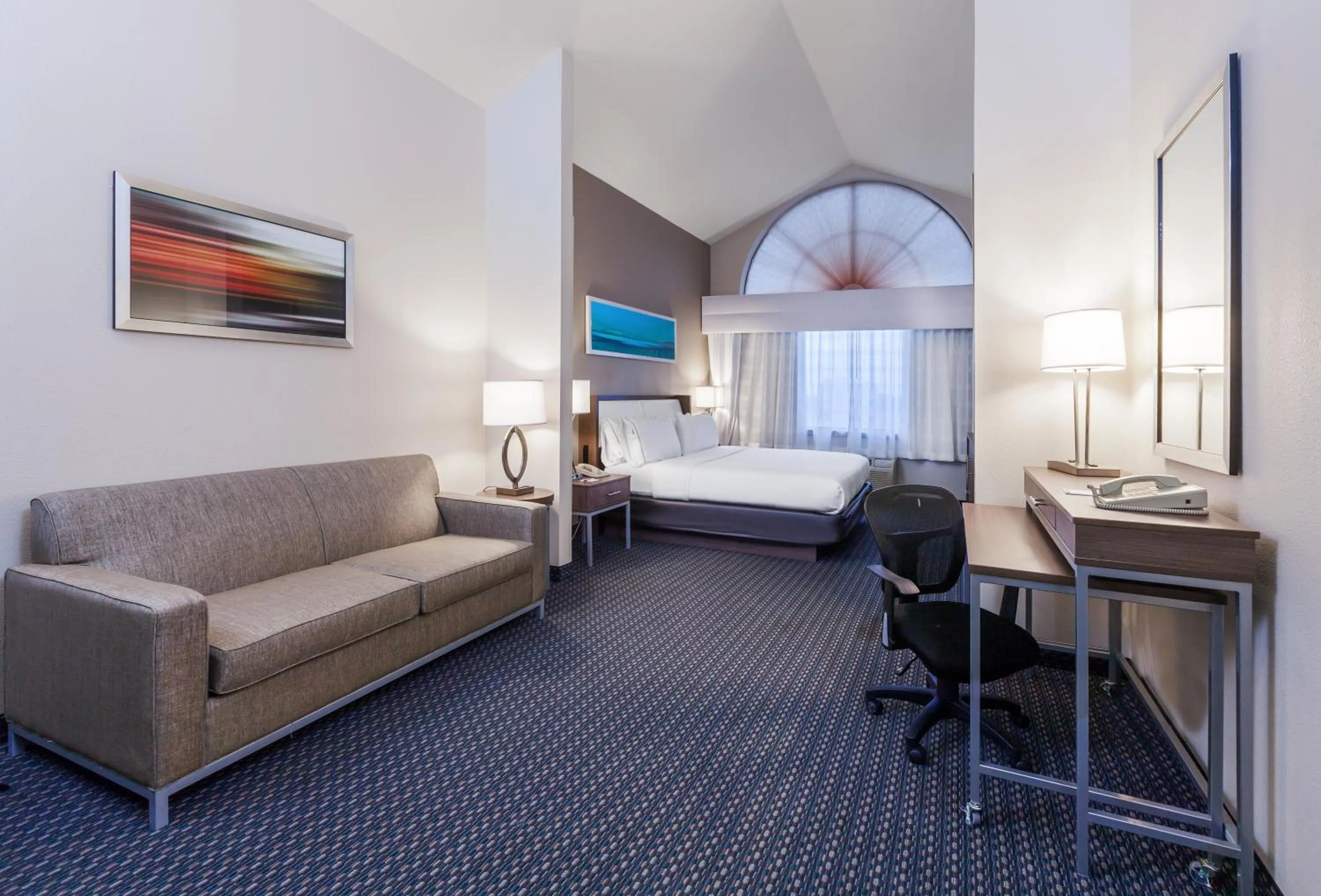 Suite with View - Non-Smoking in Holiday Inn Express & Suites - Pharr by IHG