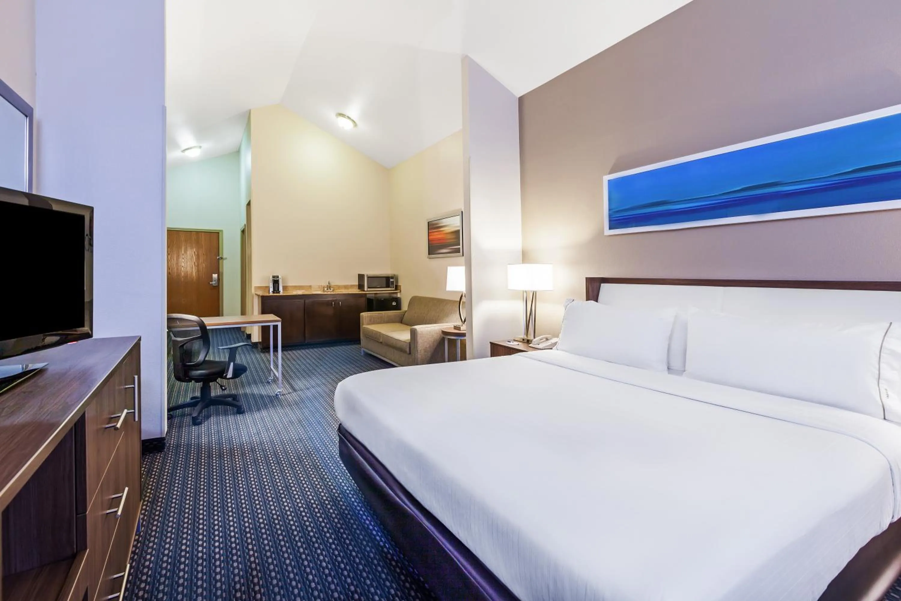 King Room - Disability Access in Holiday Inn Express & Suites - Pharr by IHG