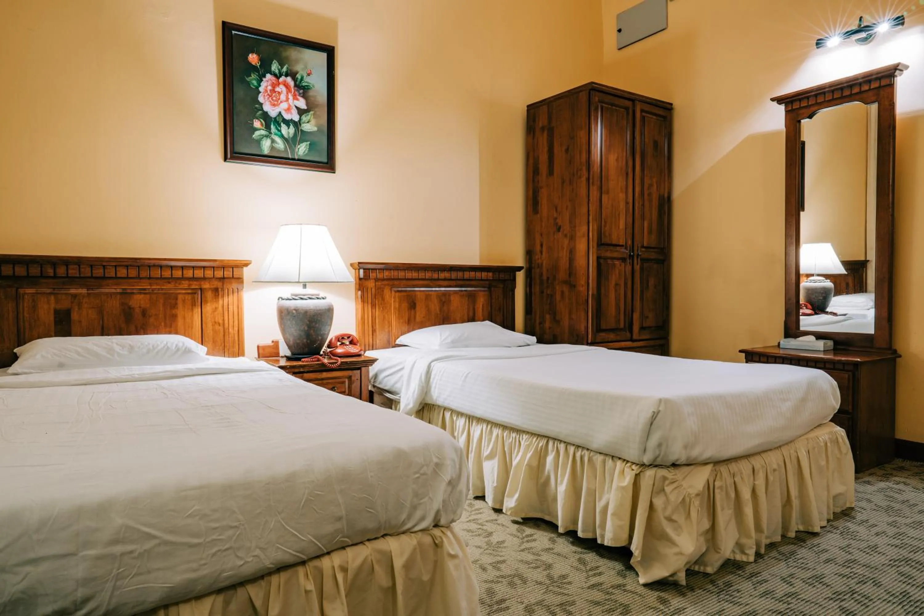 Standard Garden View Twin in Casadela Rosa